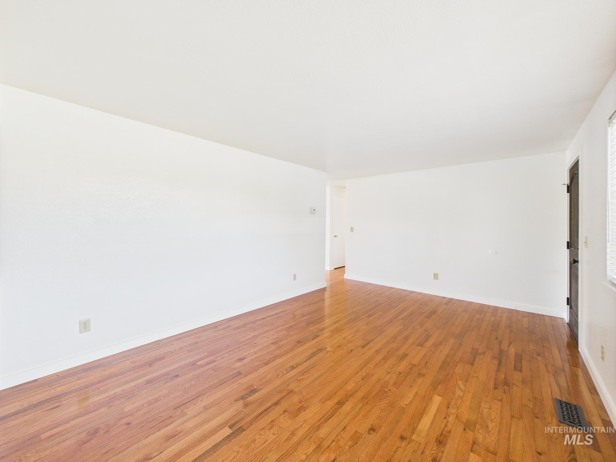 1673 Thomas Property Photo 21