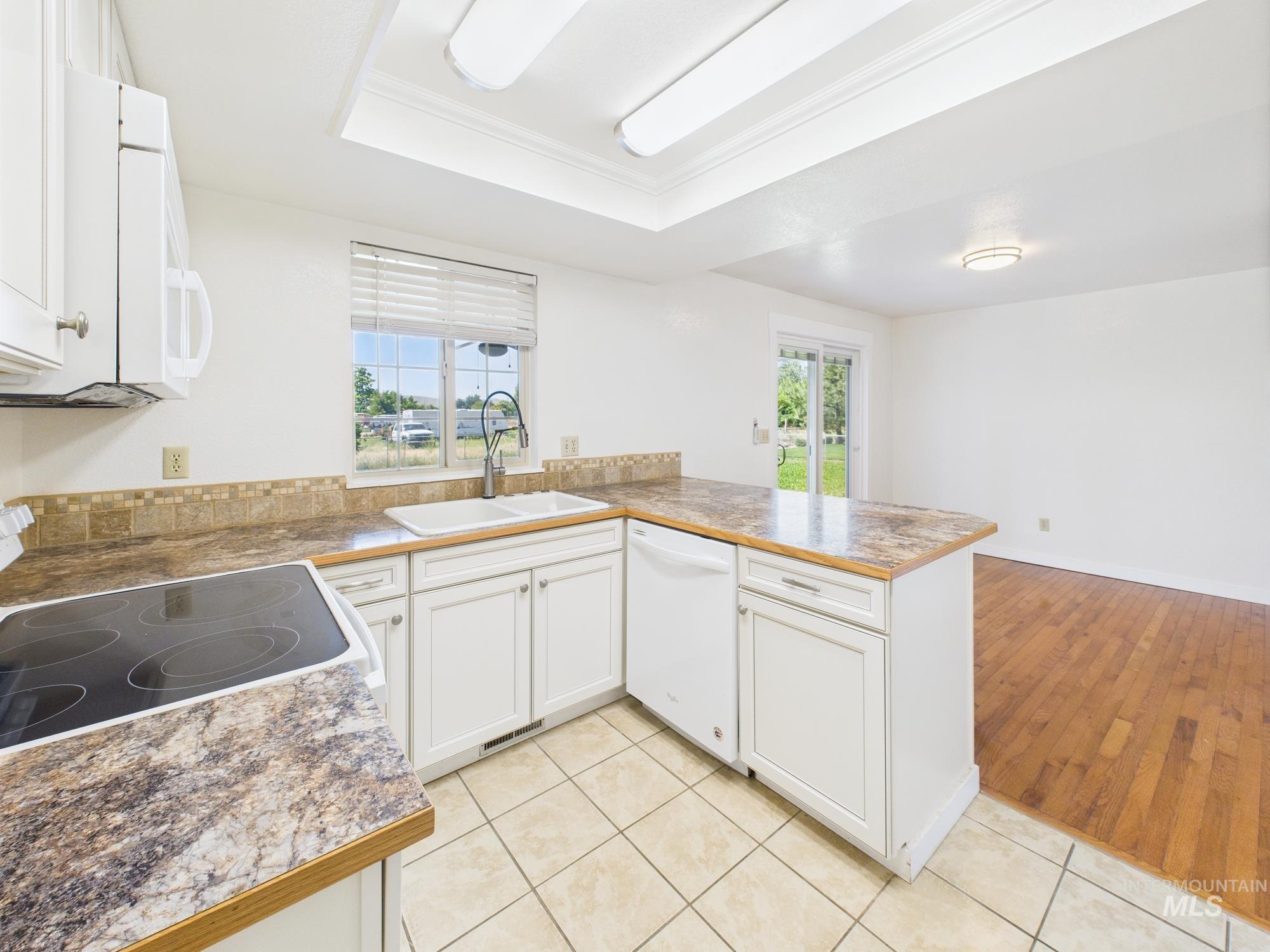 1673 Thomas Property Photo 25