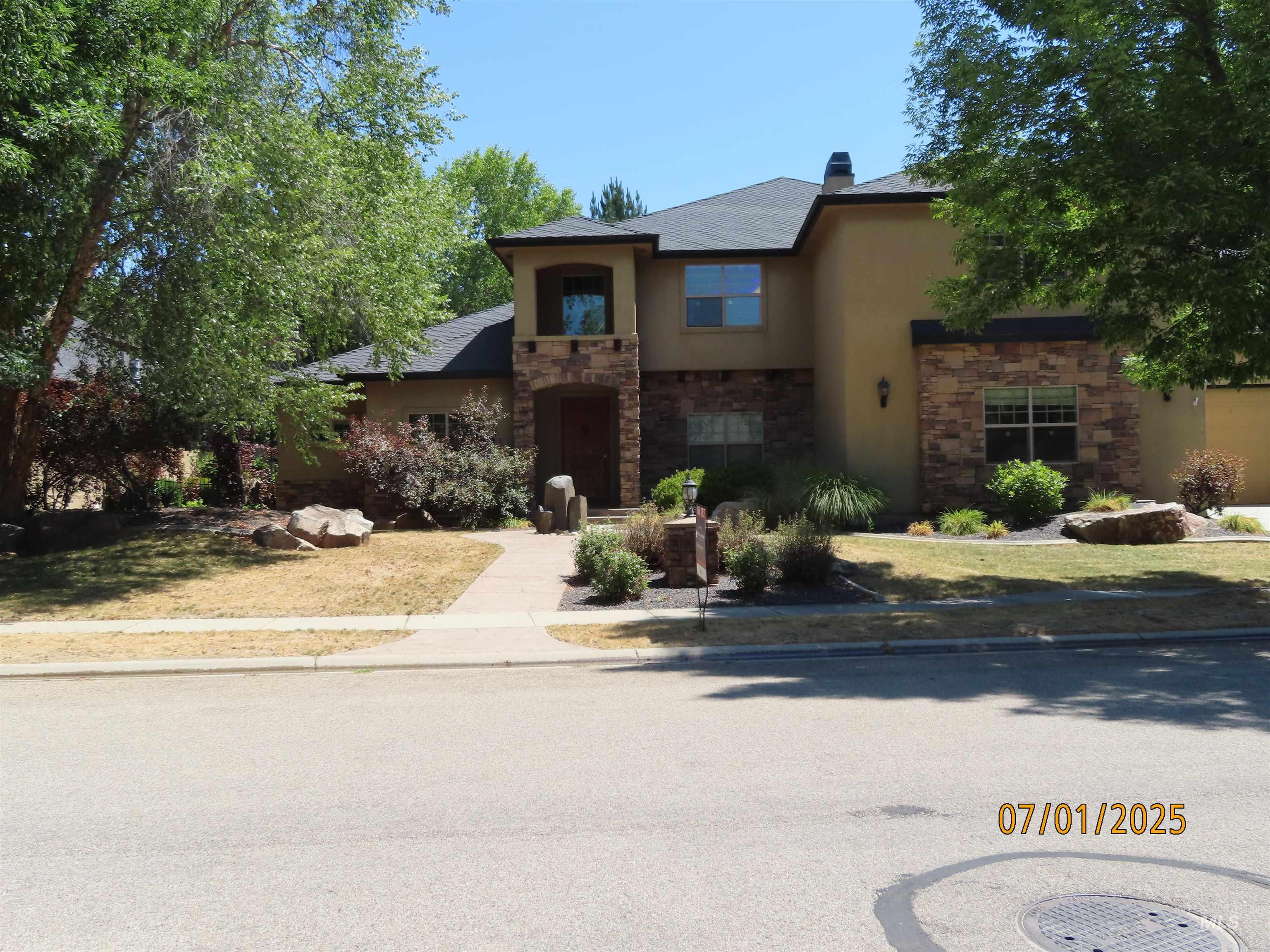 1674 S Water Leaf Ave Property Photo 1