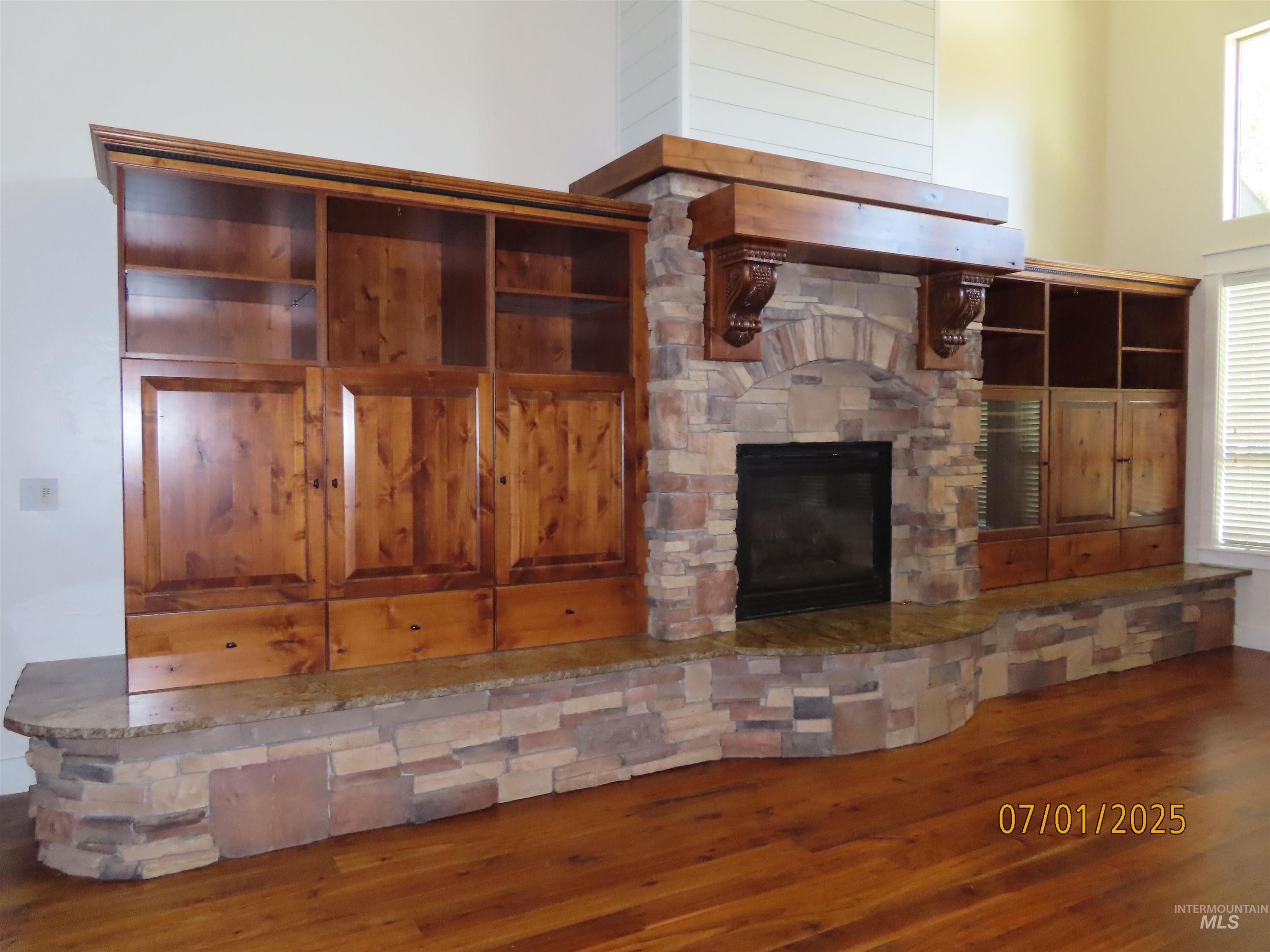 1674 S Water Leaf Ave Property Photo 6