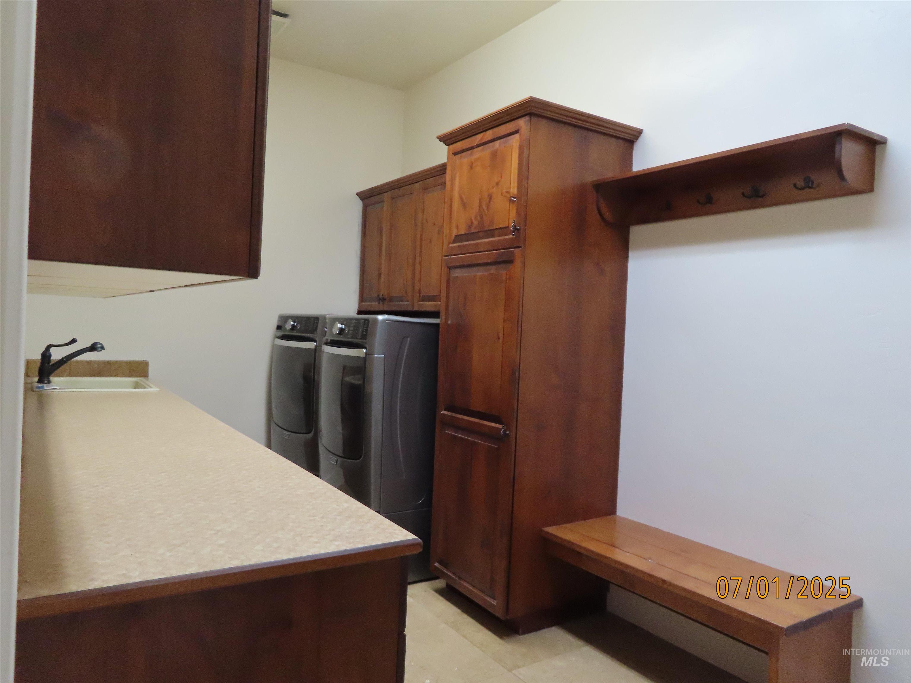1674 S Water Leaf Ave Property Photo 8