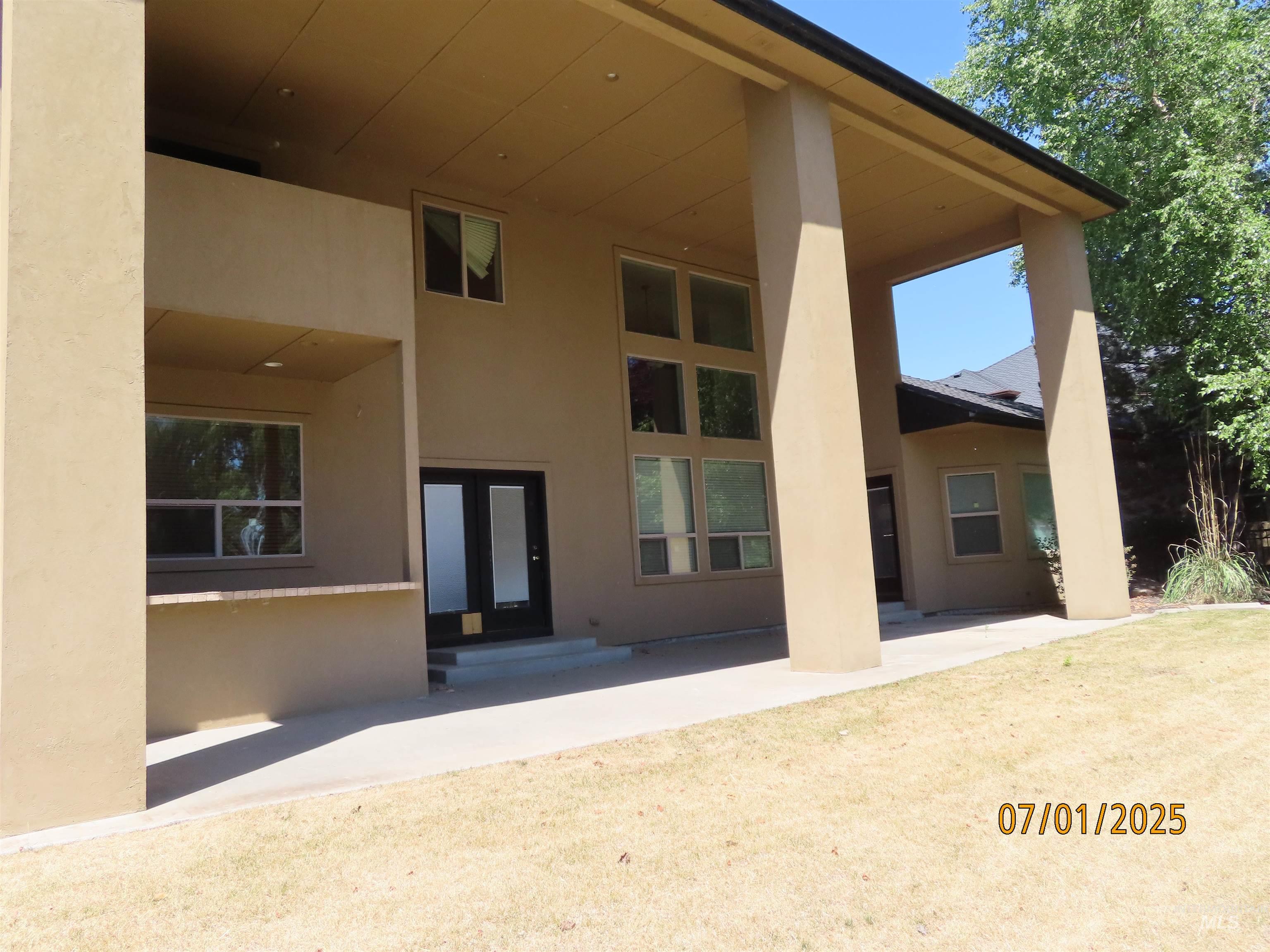 1674 S Water Leaf Ave Property Photo 14