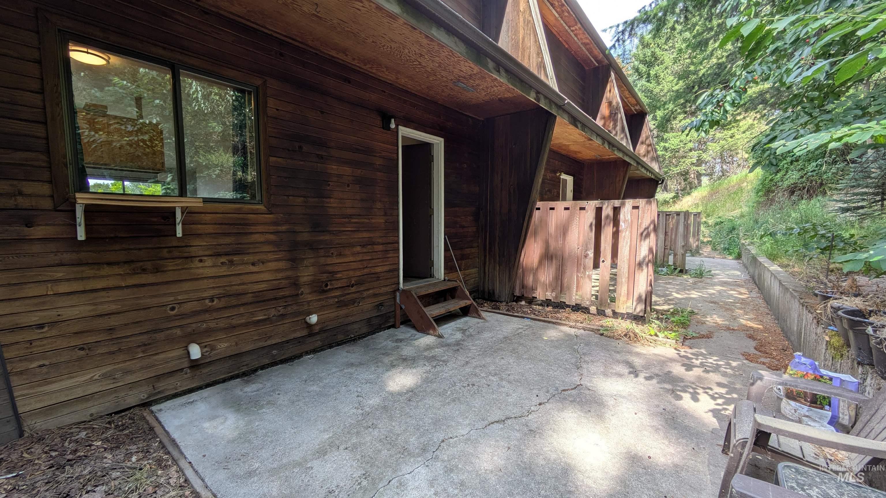 463 Boyde Ave Property Photo 16