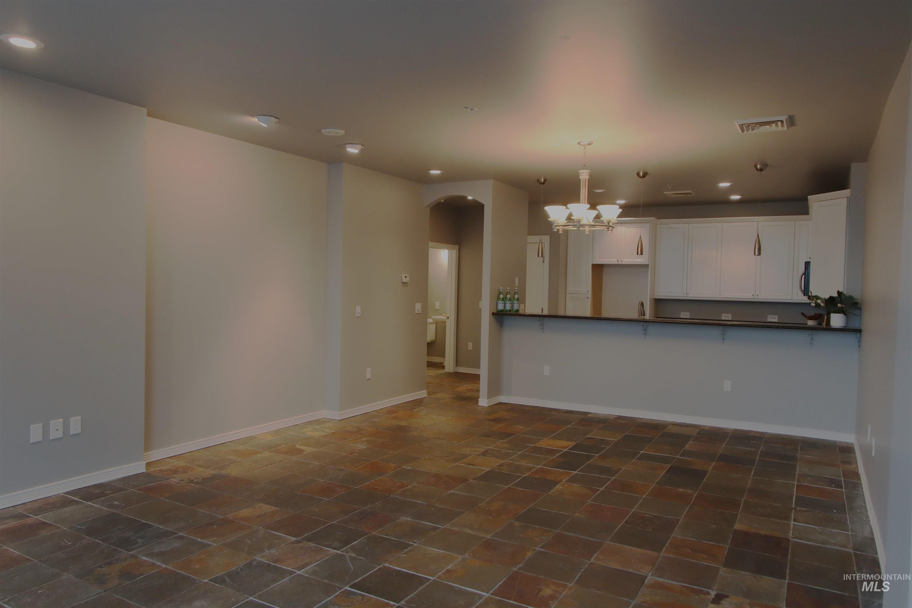 199 N Capitol Property Photo 6