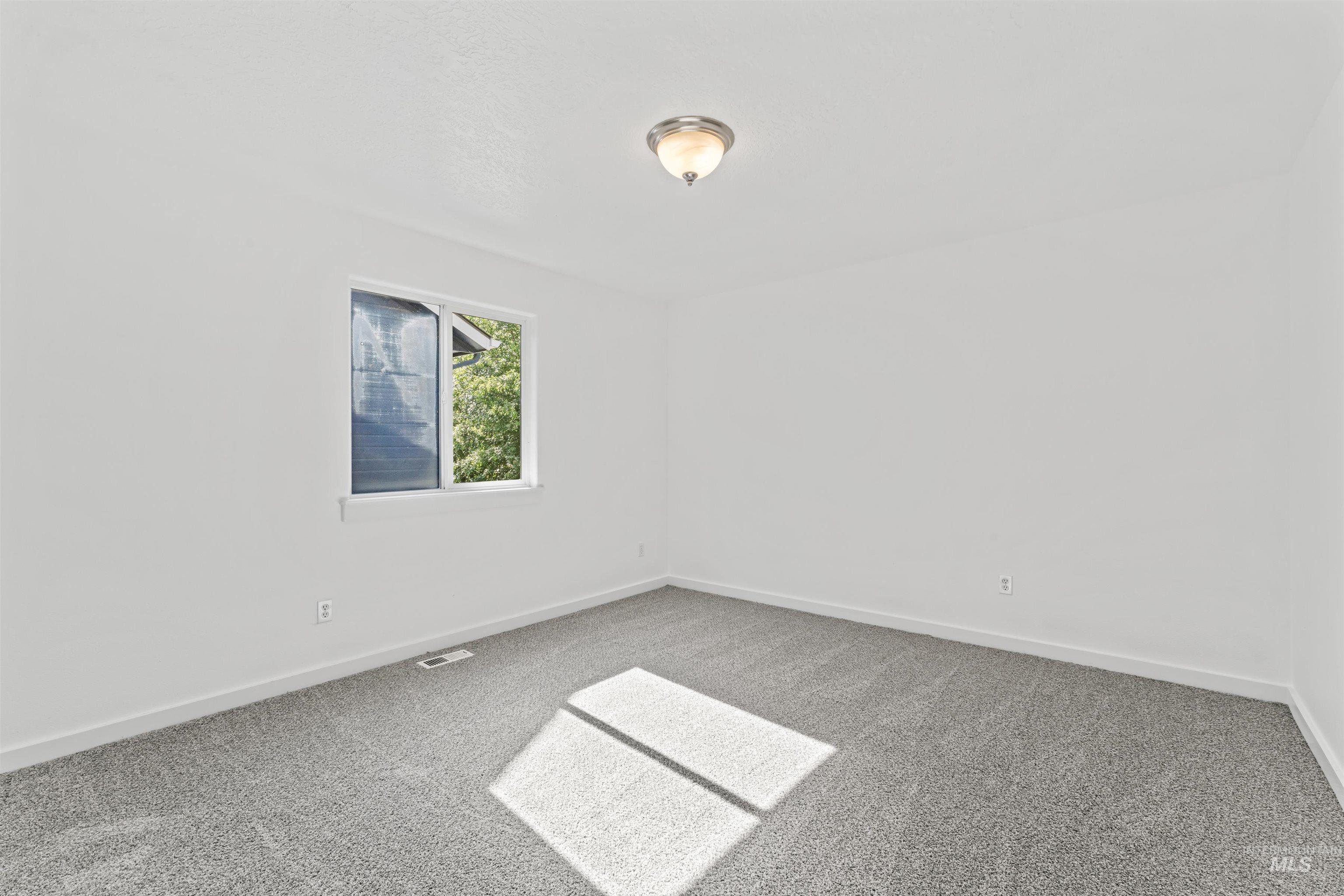 4089 W Dover Dr Property Photo 27