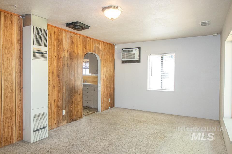 402 S Hayes Property Photo 10
