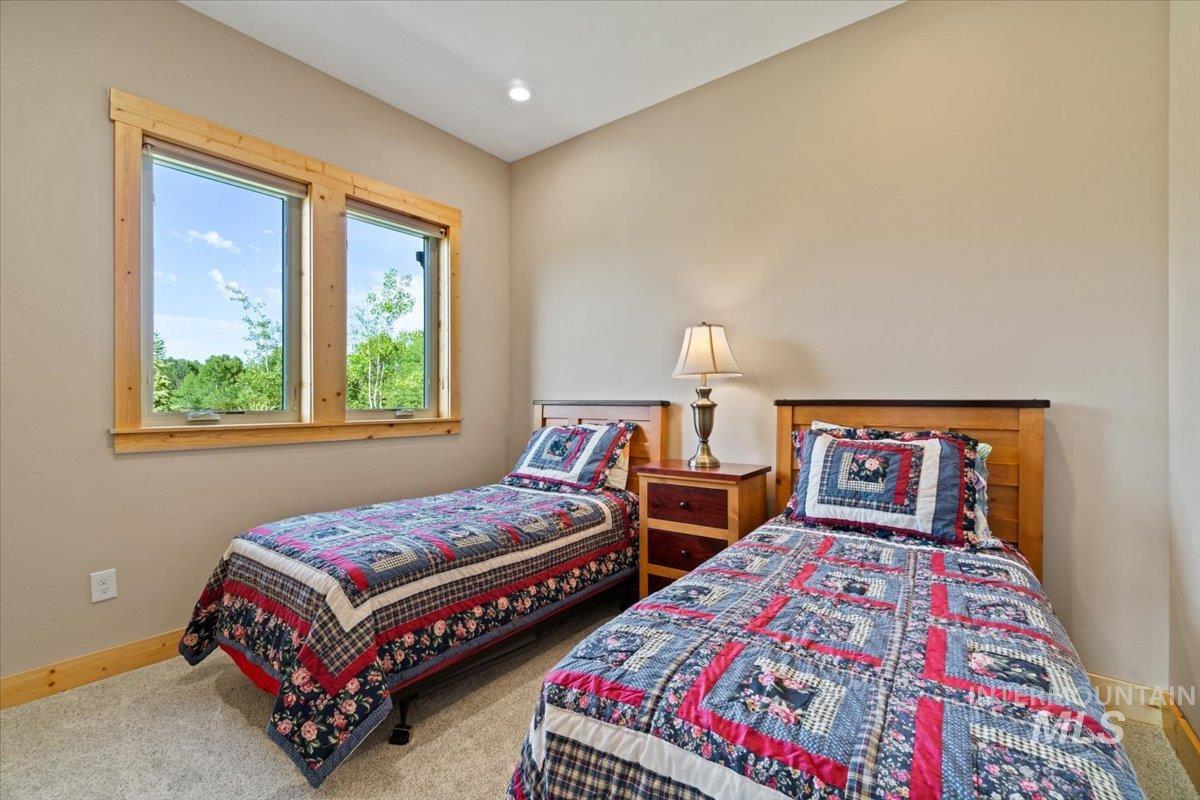 13917 Sky View Court Property Photo 30