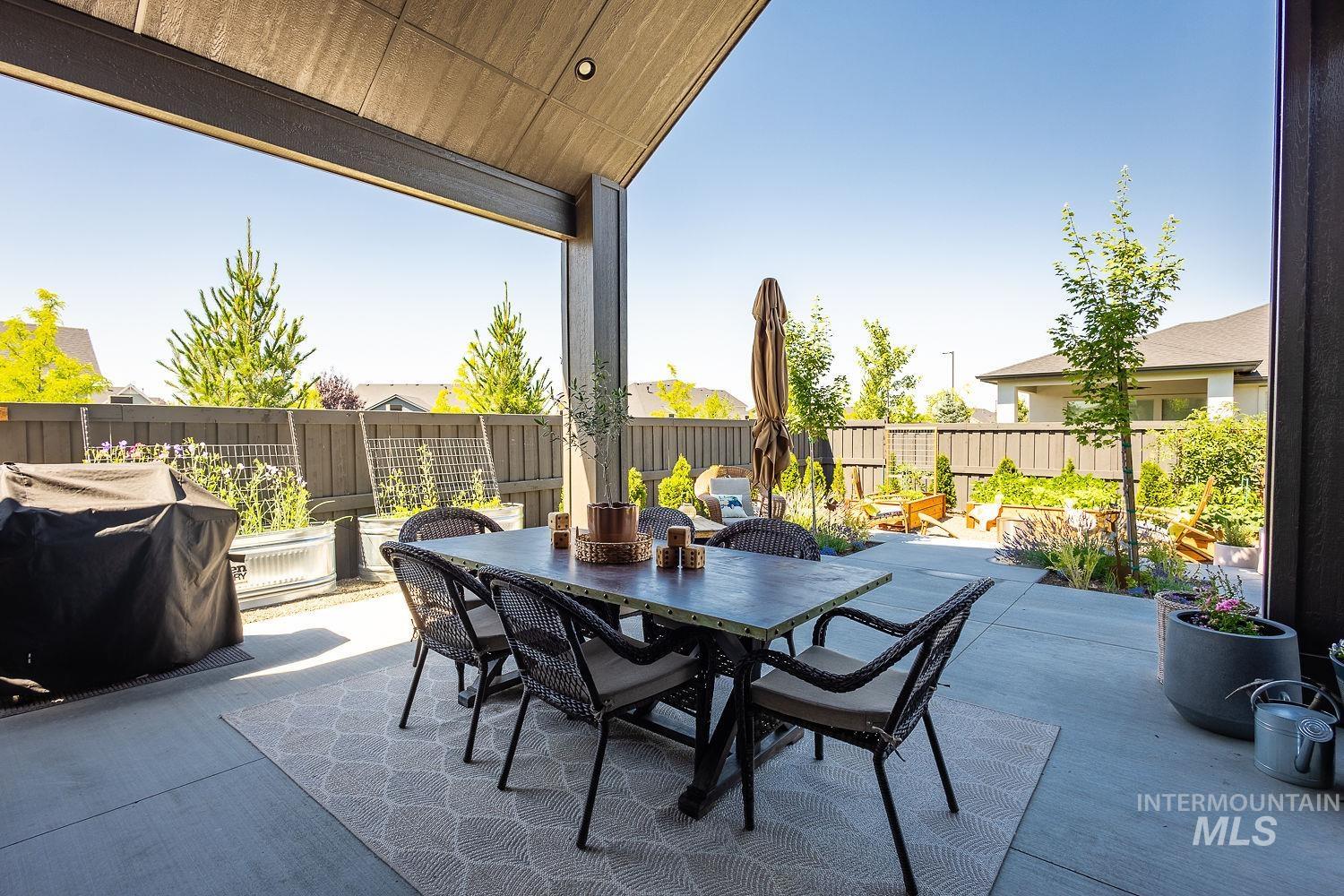 4251 N Bolero Property Photo 39