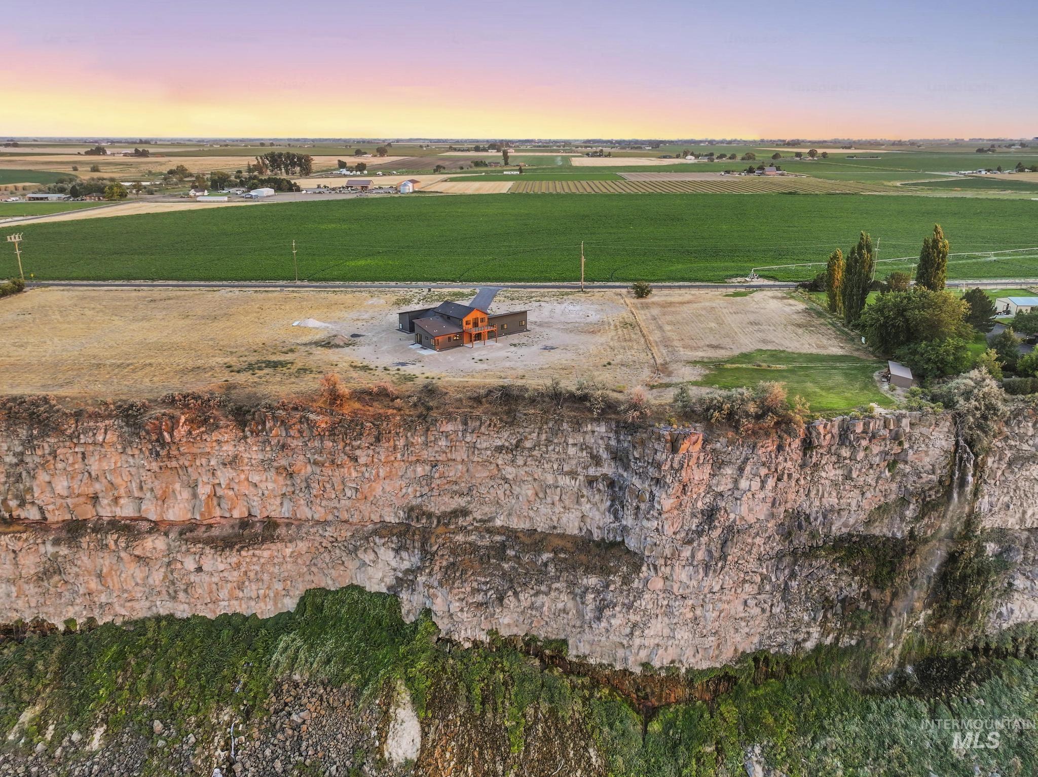 2282 E 4400 N Property Photo 4