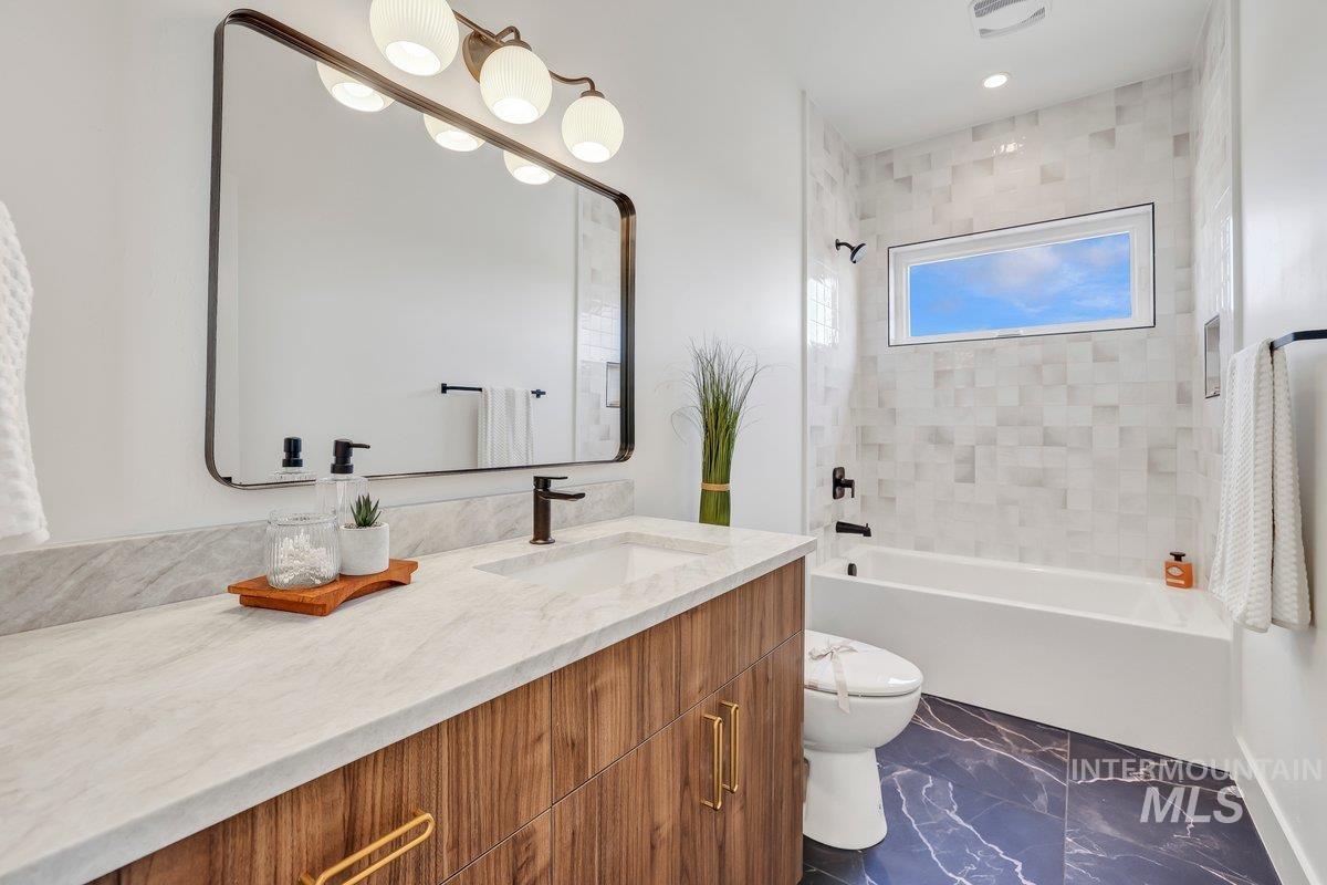 2282 E 4400 N Property Photo 37