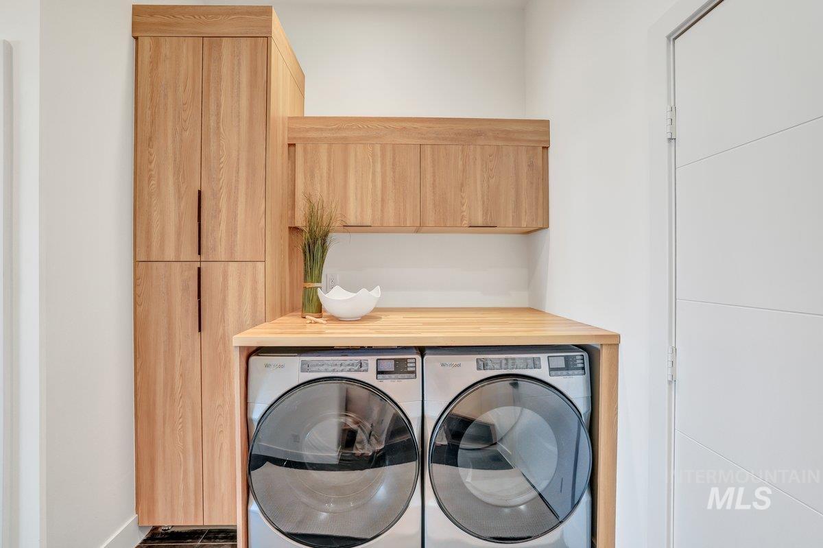 2282 E 4400 N Property Photo 43