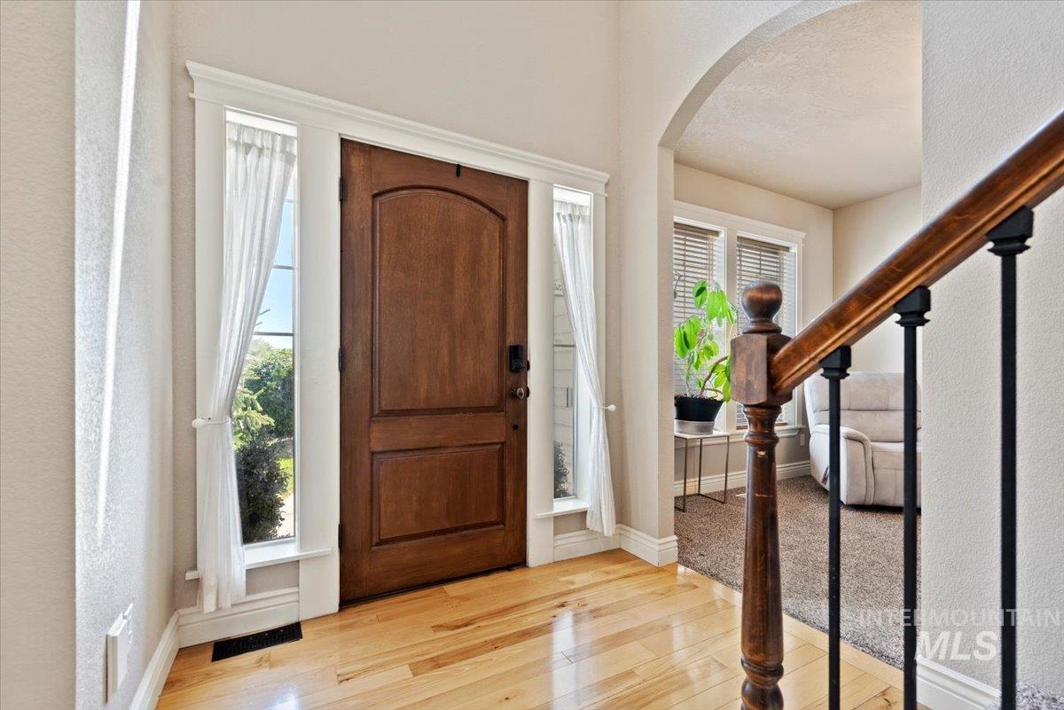 2520 W Mill Court Property Photo 5