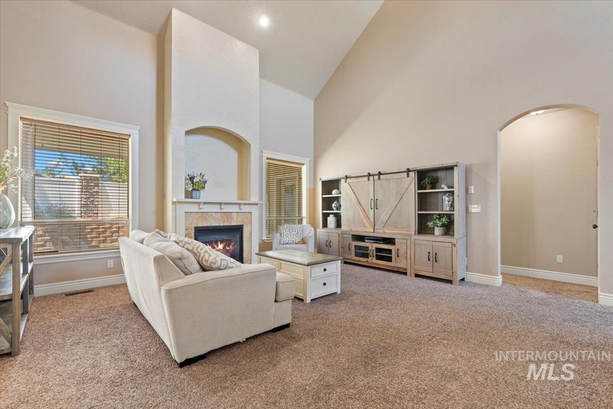 2520 W Mill Court Property Photo 7