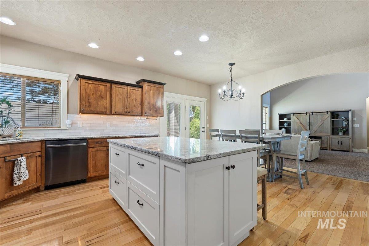 2520 W Mill Court Property Photo 12