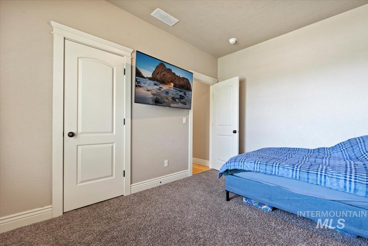 2520 W Mill Court Property Photo 15