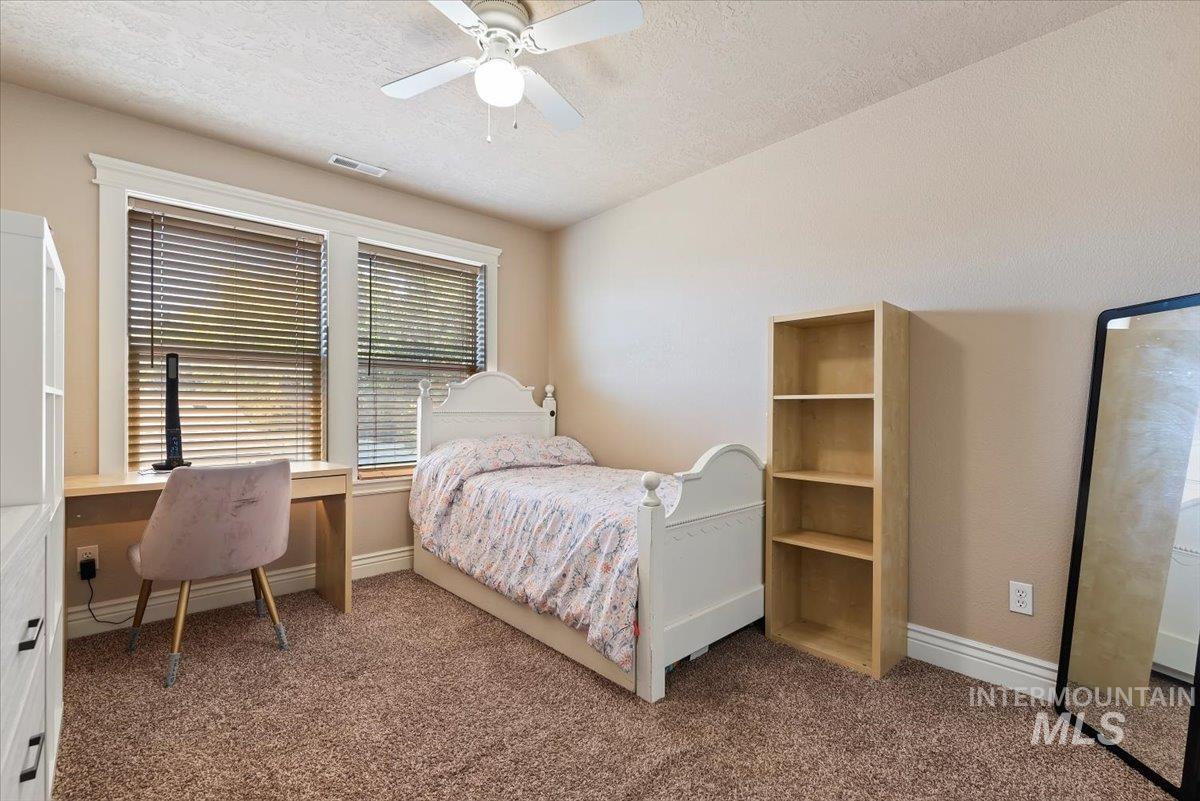 2520 W Mill Court Property Photo 19