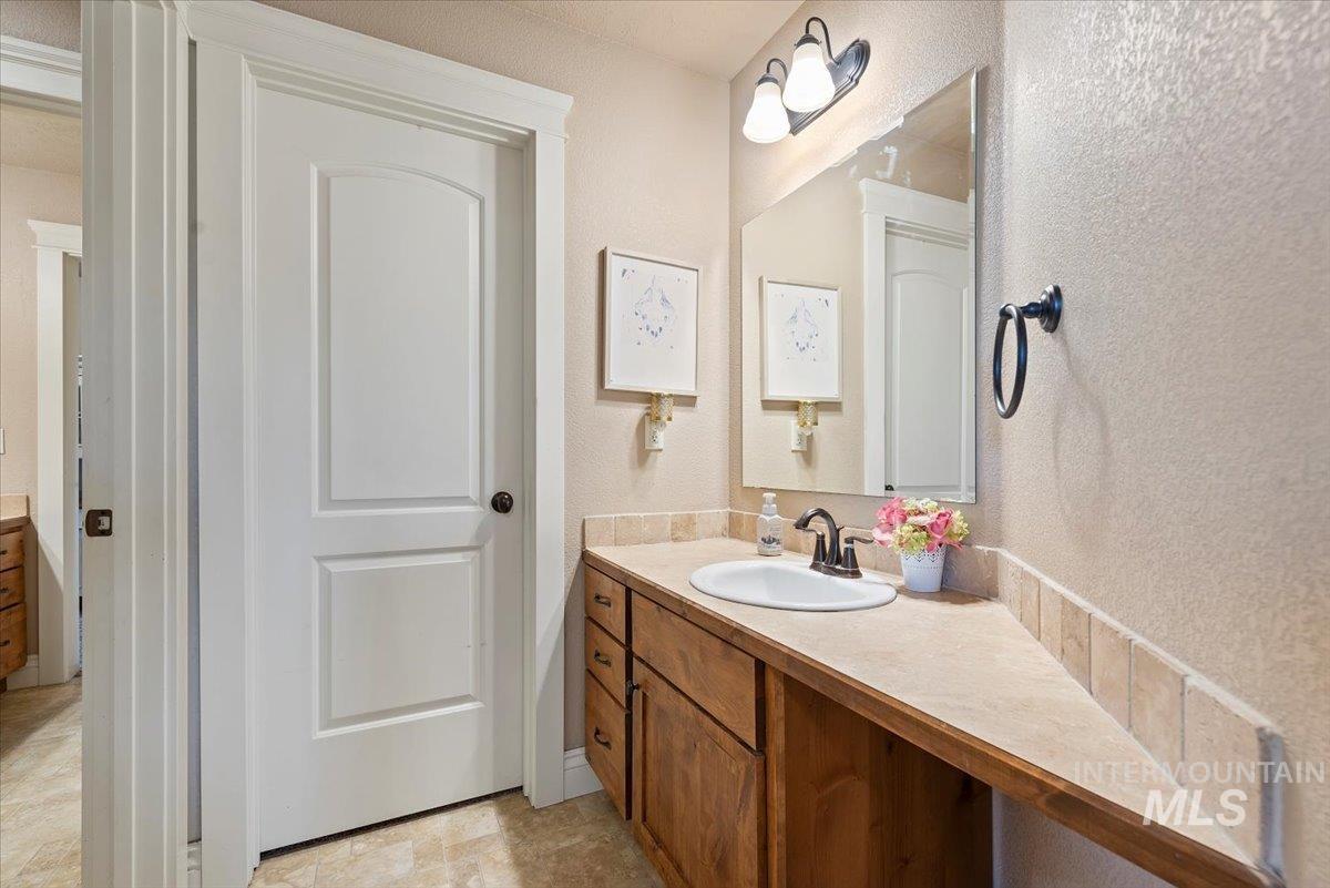 2520 W Mill Court Property Photo 22