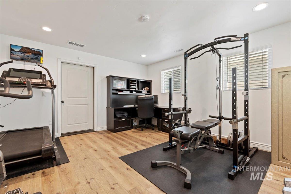 2520 W Mill Court Property Photo 31