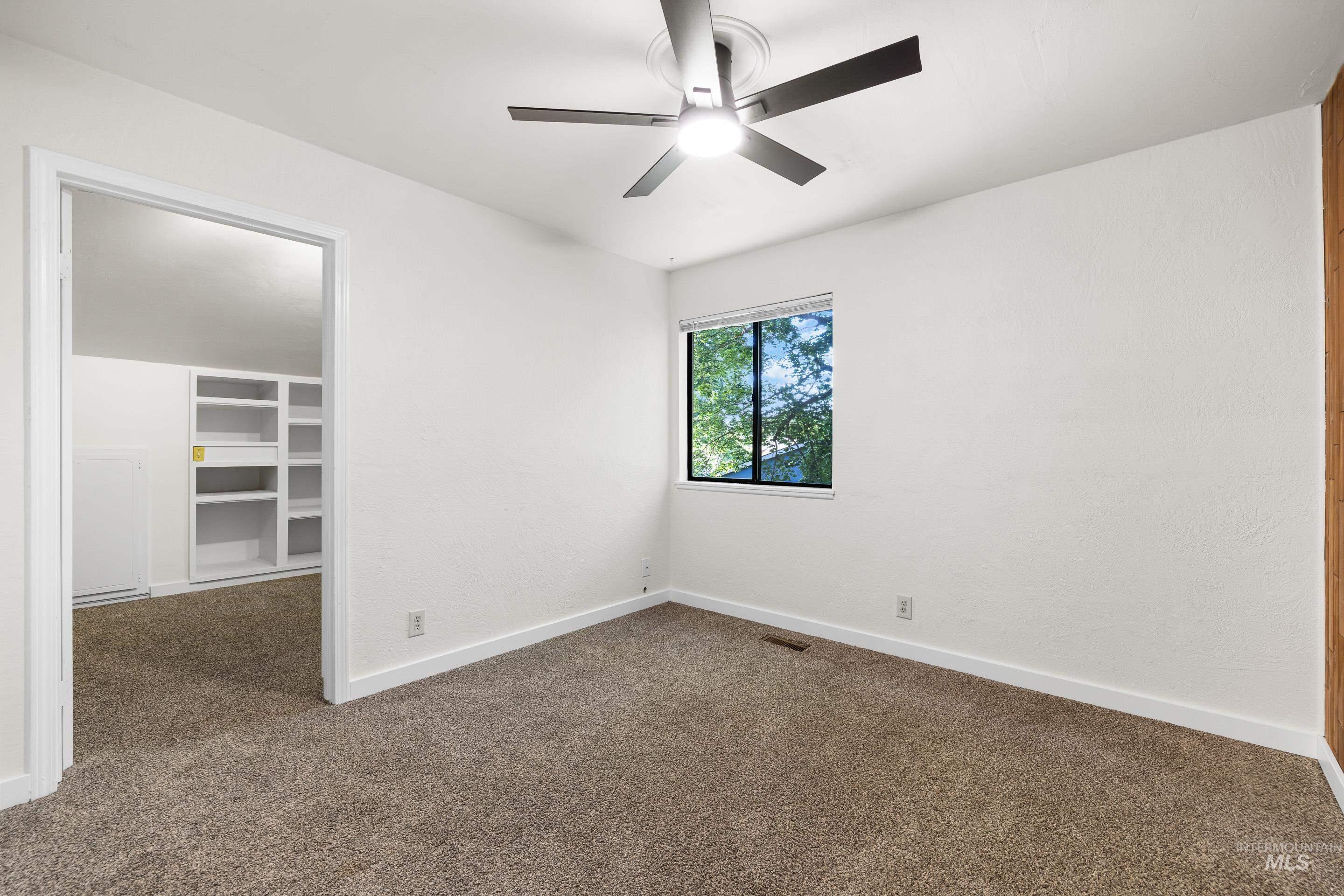 10139 W Rockwood Ct Property Photo 28