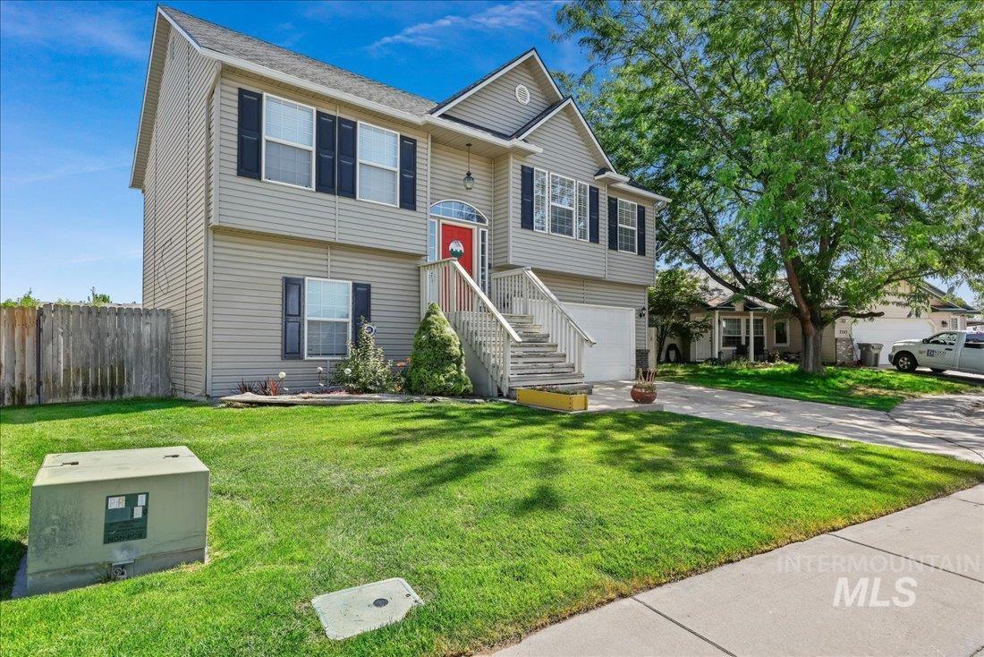 7735 Prism Ct Property Photo 3