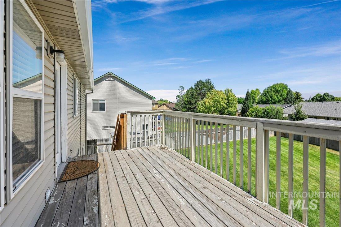 7735 Prism Ct Property Photo 4