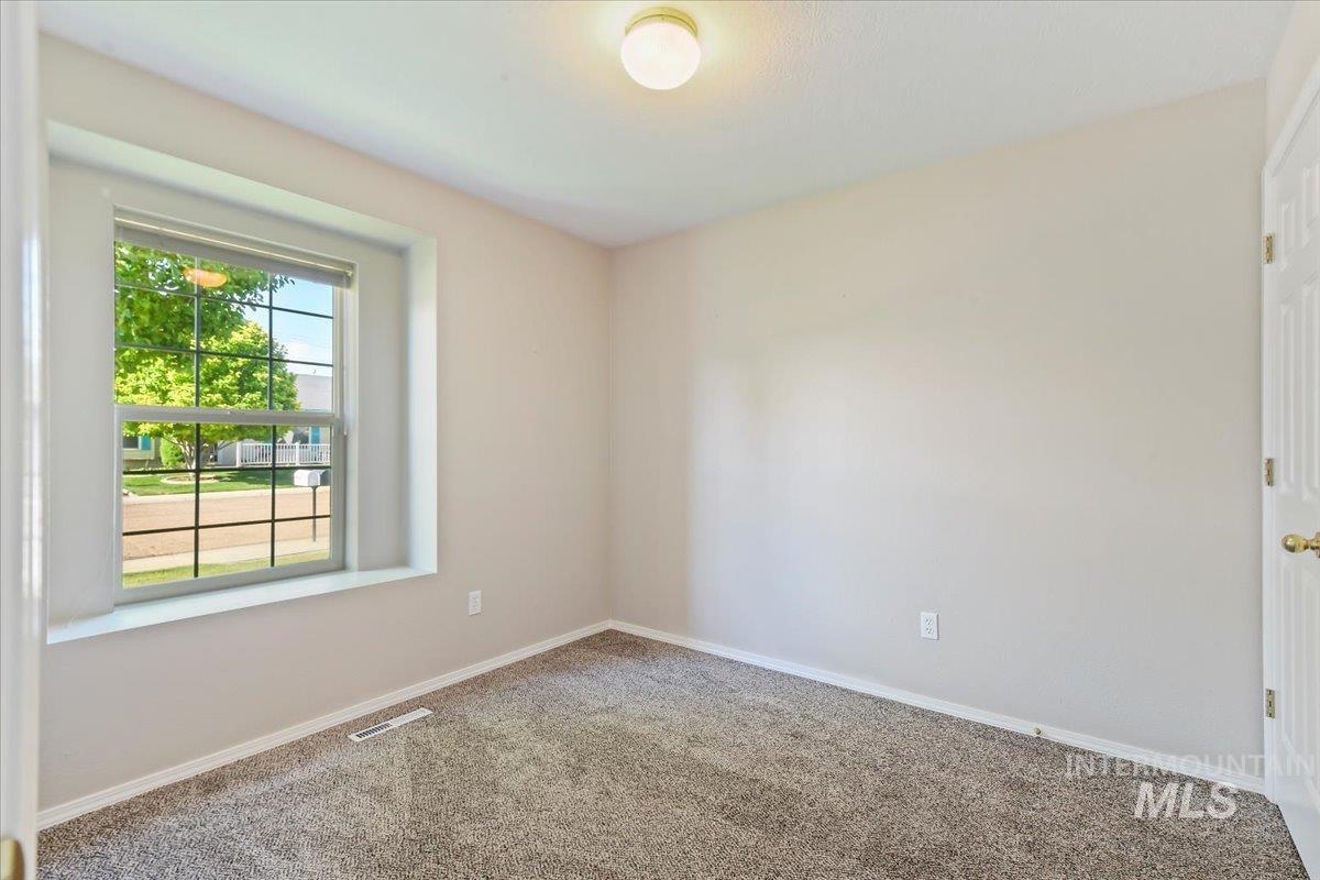 2109 Alder Dr. Property Photo 14