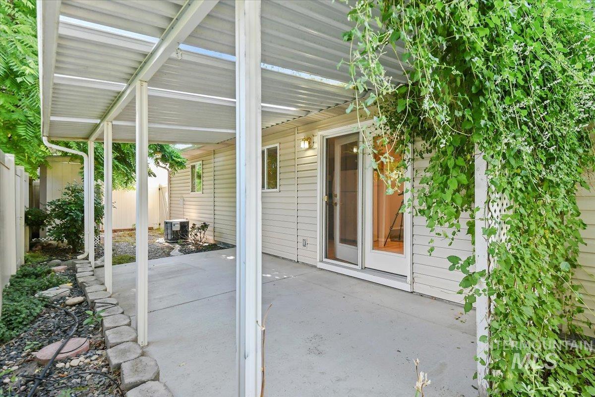 2109 Alder Dr. Property Photo 19