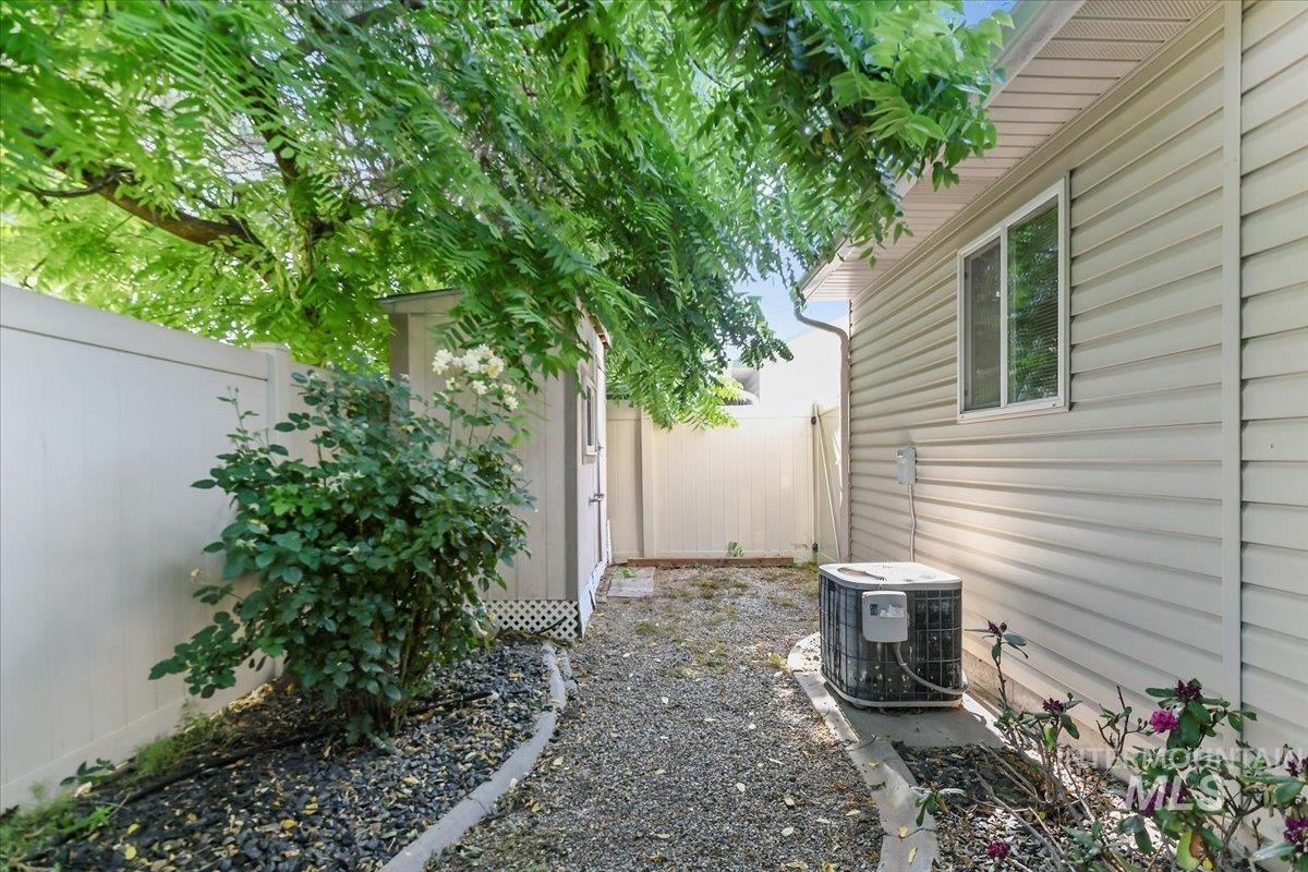 2109 Alder Dr. Property Photo 20