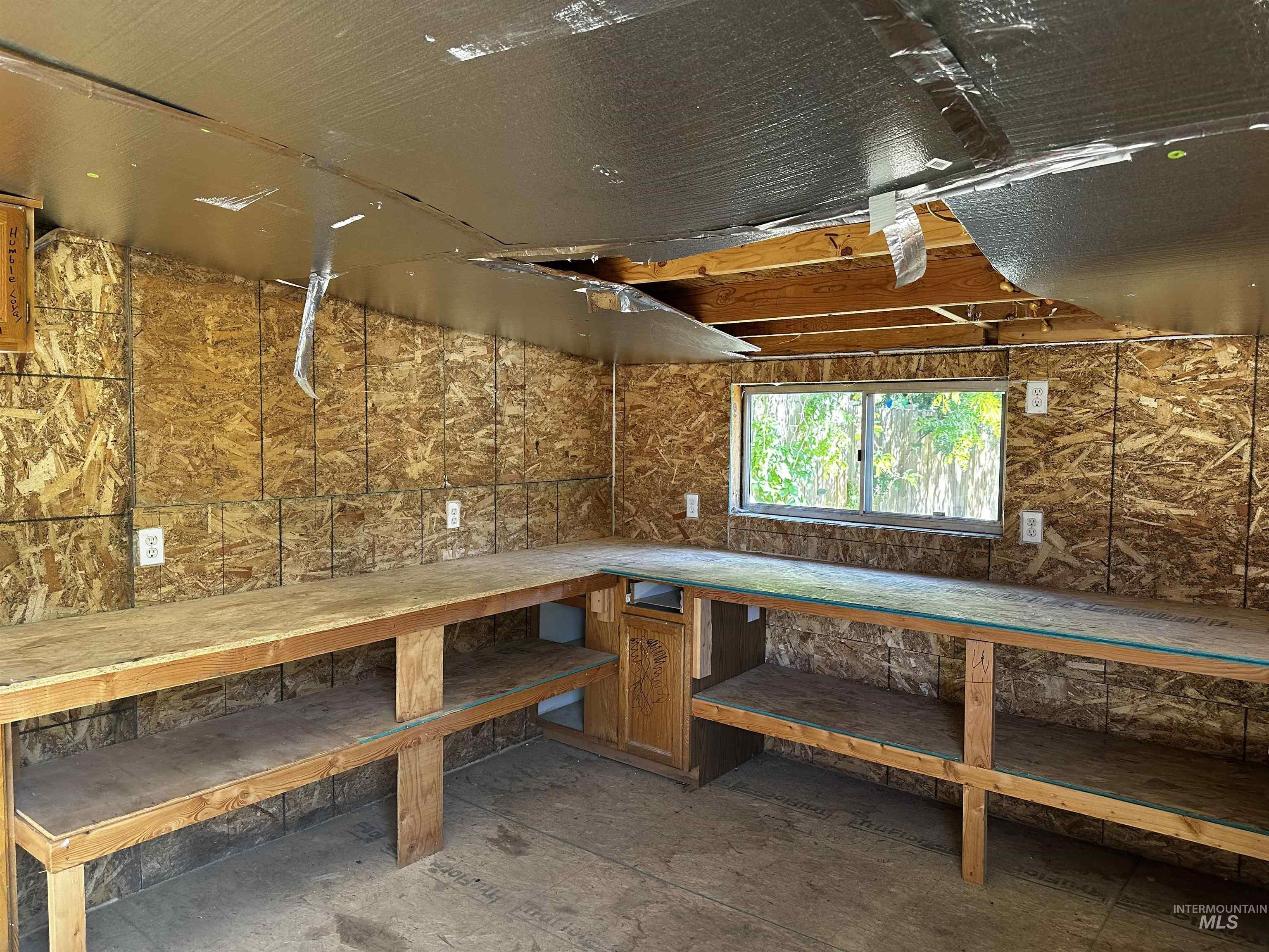 1009 Poppy Dr Property Photo 20