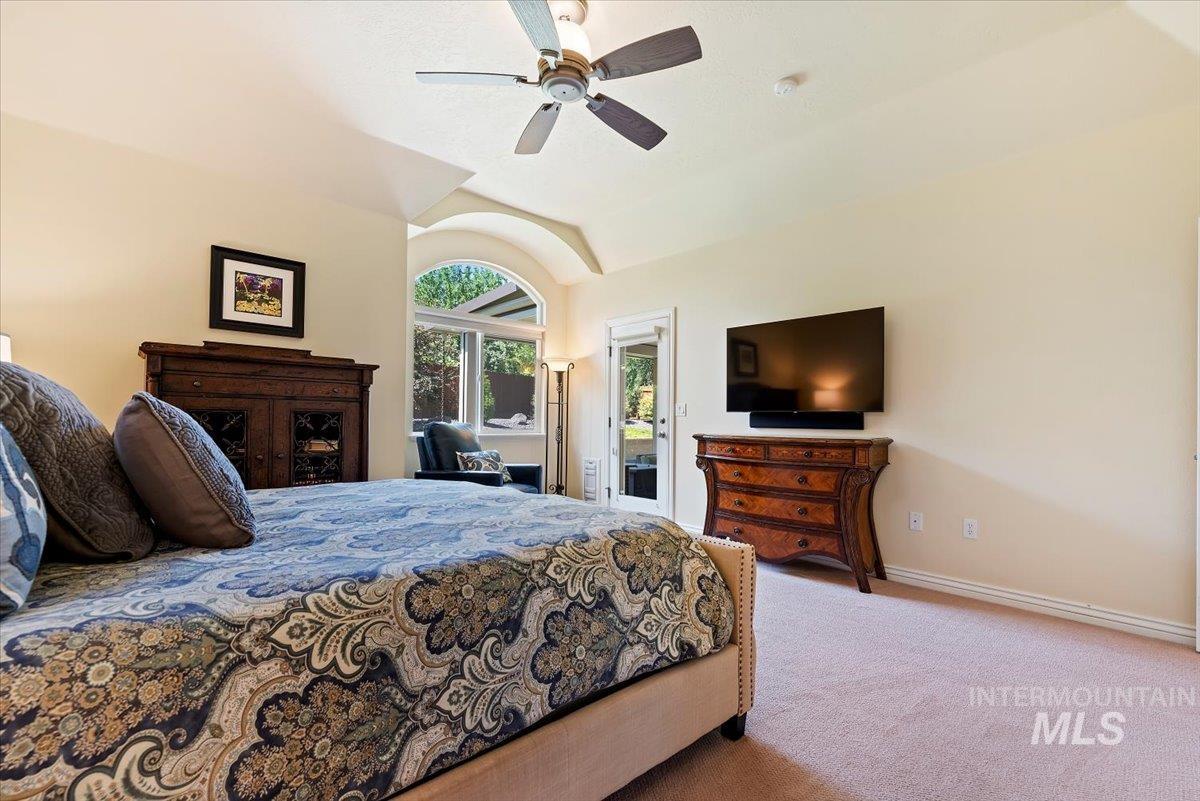 4243 E Aphrodite Ct Property Photo 17