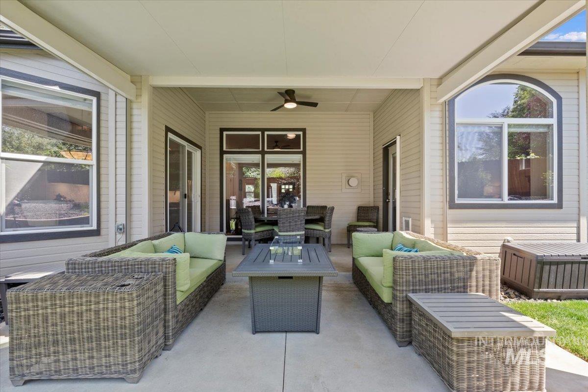 4243 E Aphrodite Ct Property Photo 29