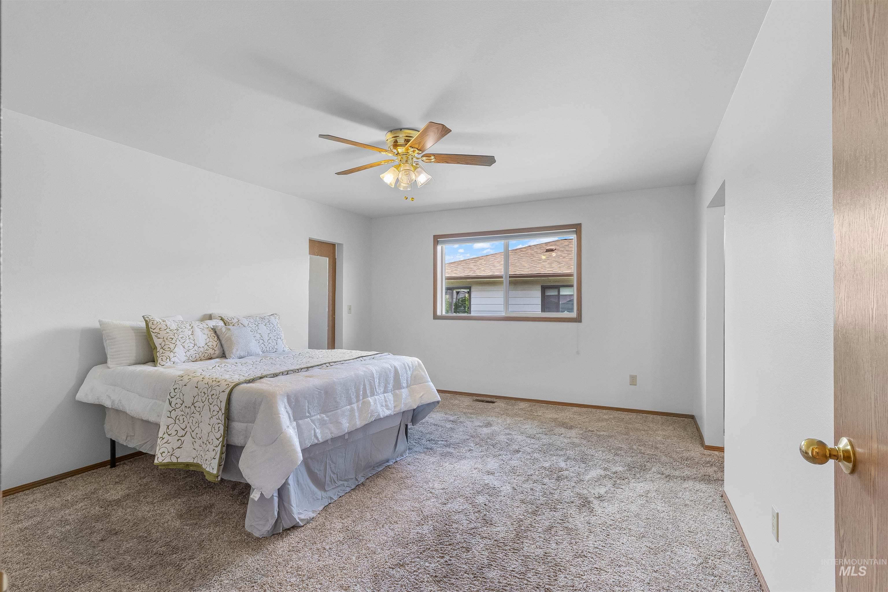 1409 29th St. Property Photo 10