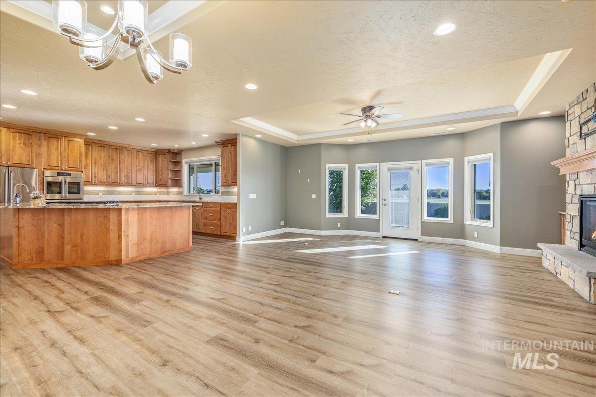 862 Brookwood Dr. Property Photo 8