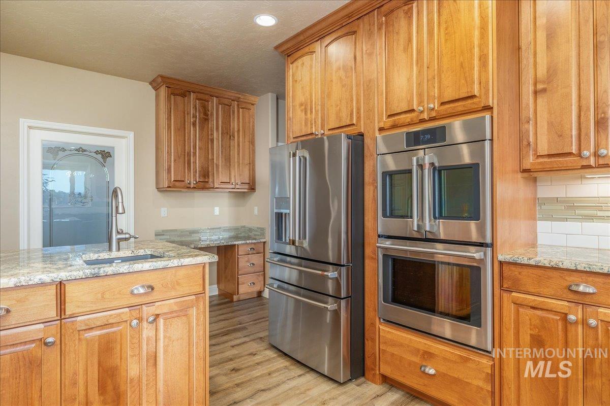 862 Brookwood Dr. Property Photo 9