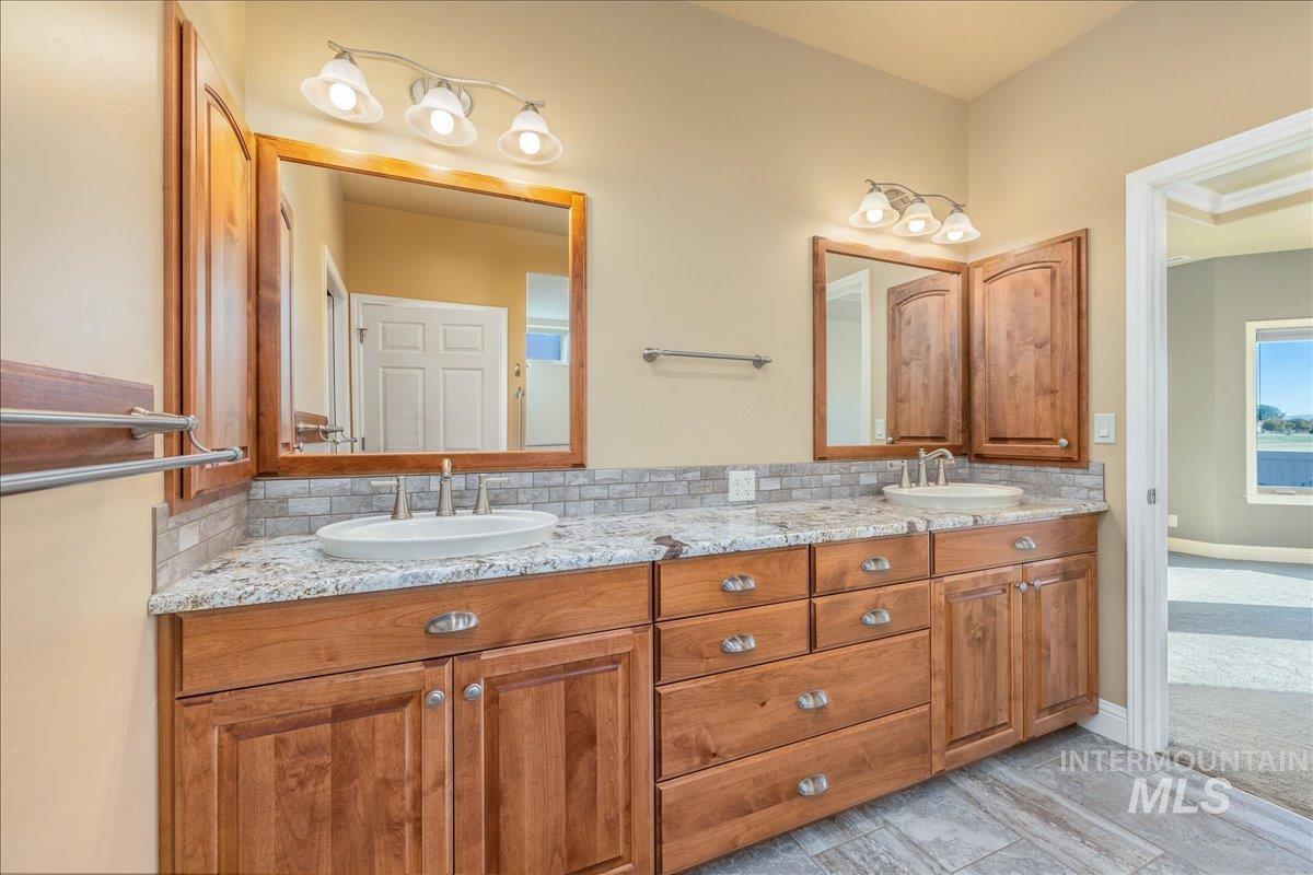 862 Brookwood Dr. Property Photo 26