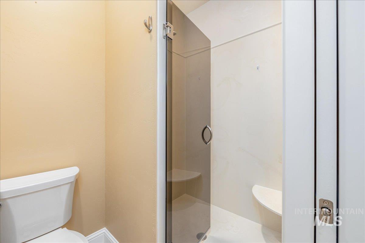 862 Brookwood Dr. Property Photo 33