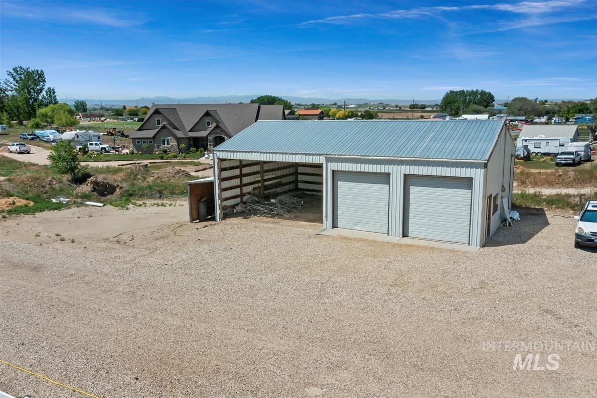 6627 Bennett Road Property Photo 12