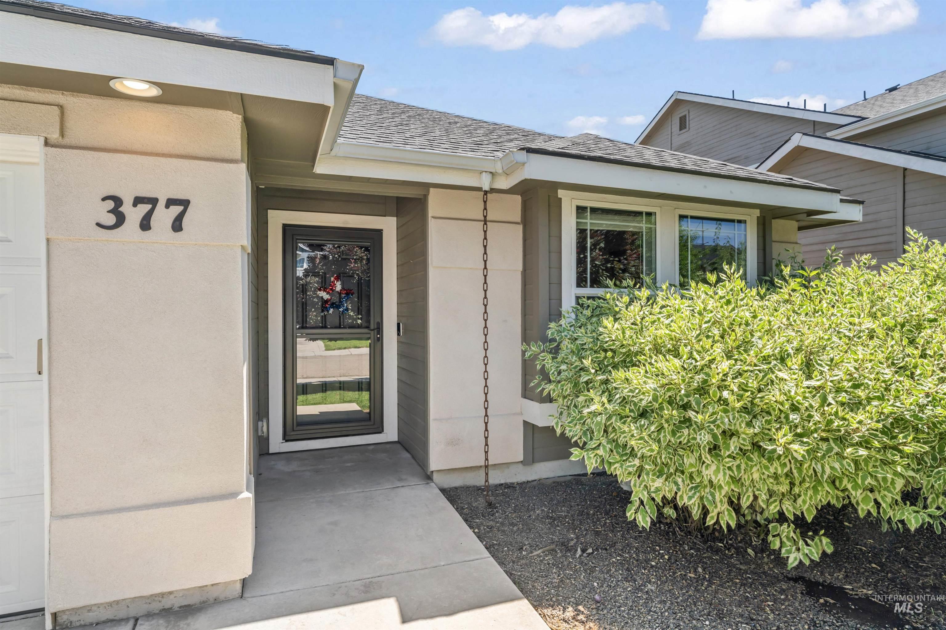 377 E Havasu Falls Property Photo 4