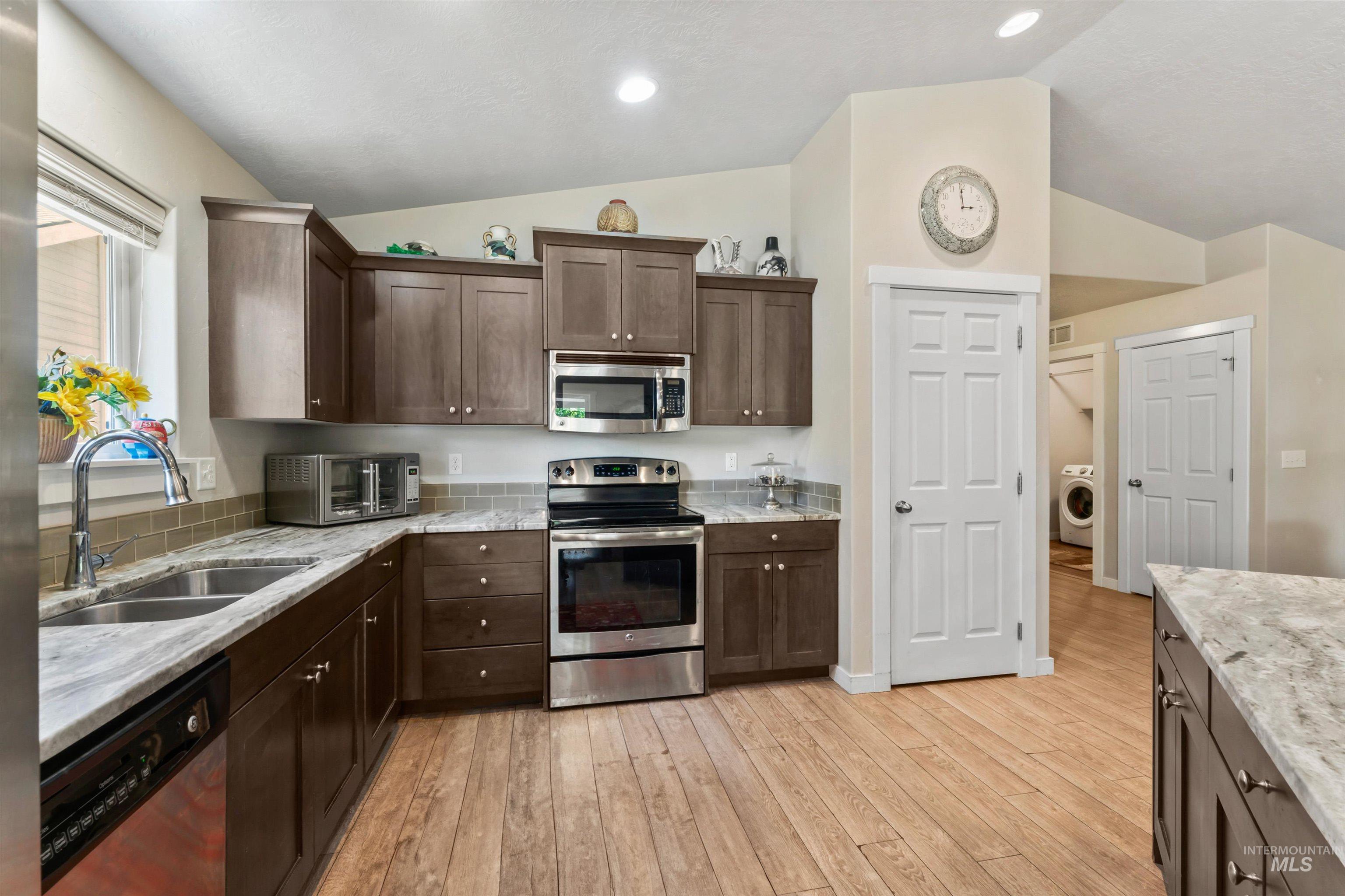 377 E Havasu Falls Property Photo 15