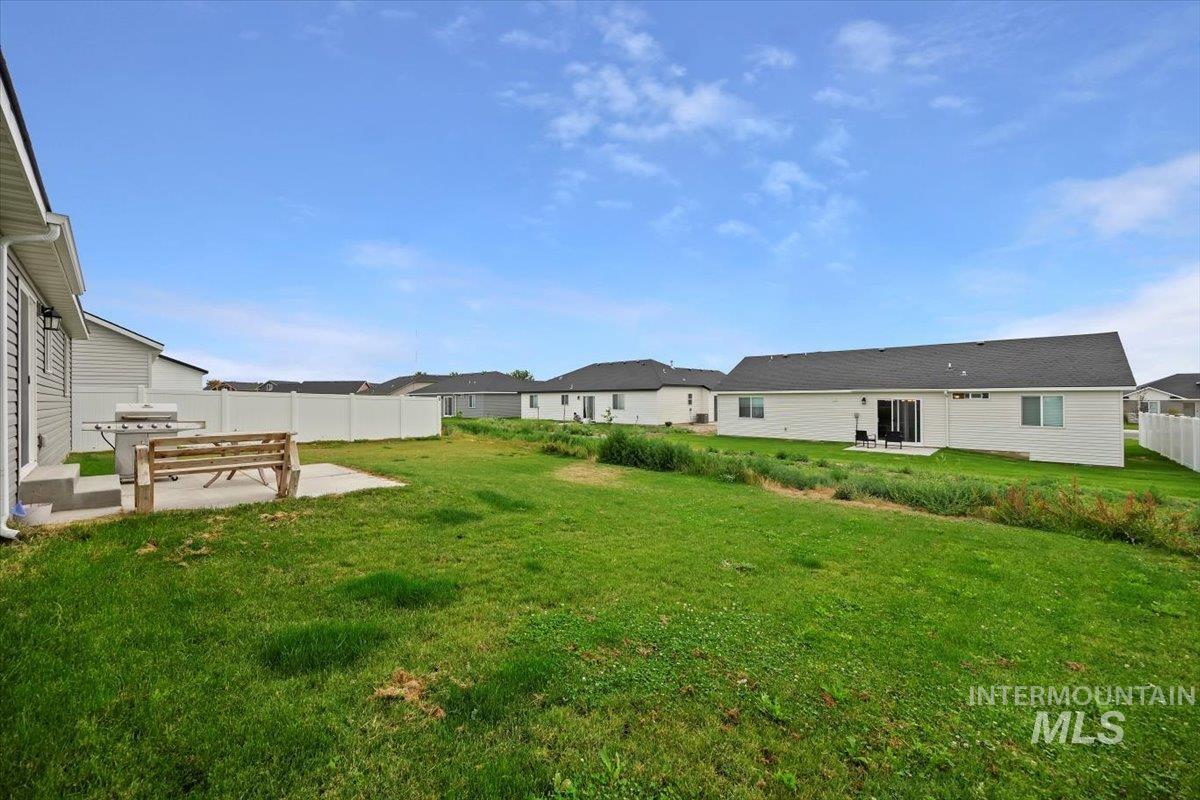 785 Ellie Dr Property Photo 31