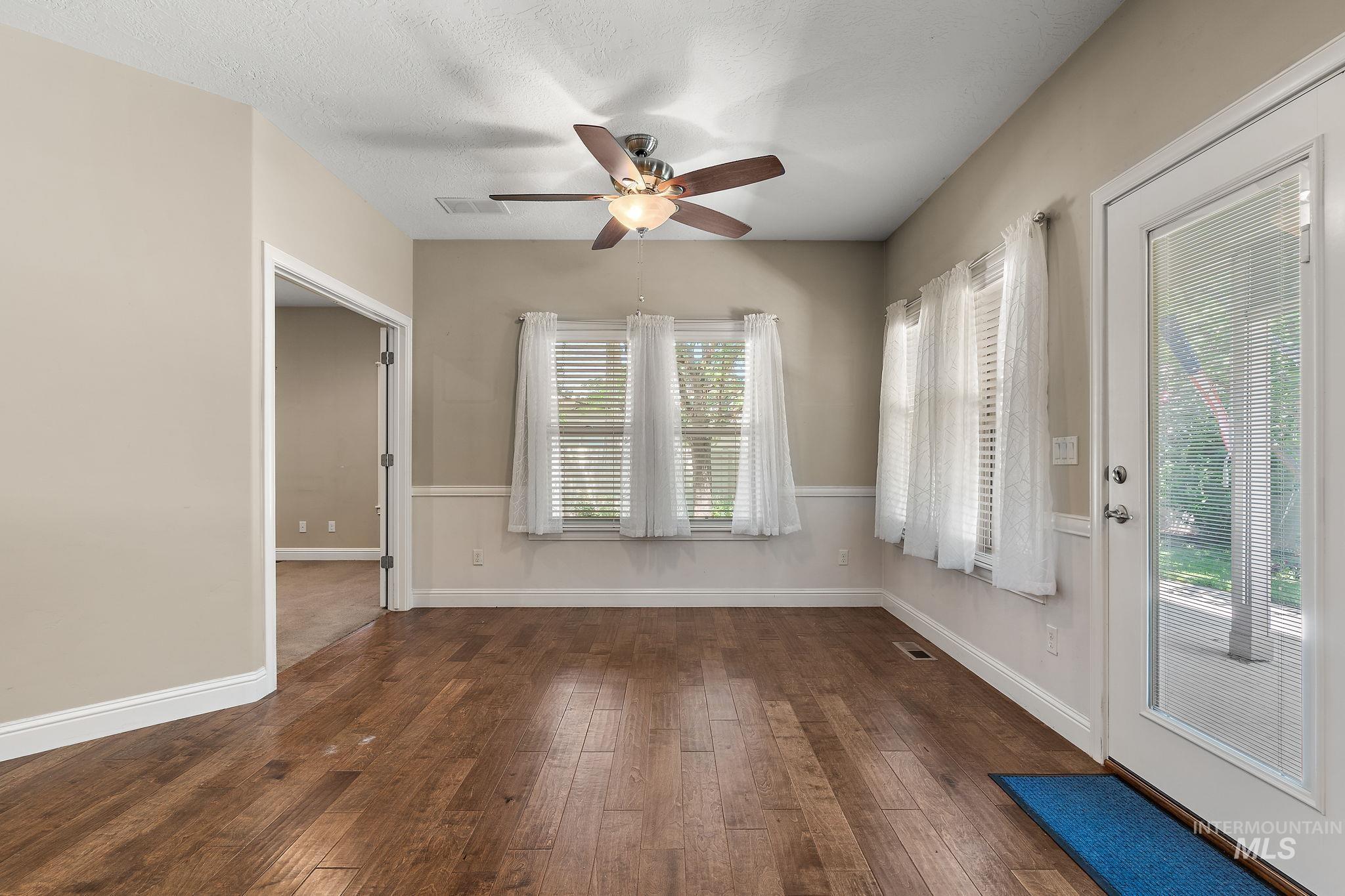 1026 S Riverstone Dr Property Photo 8