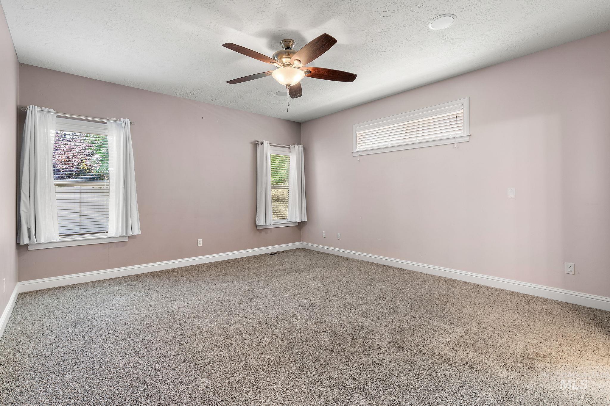 1026 S Riverstone Dr Property Photo 24