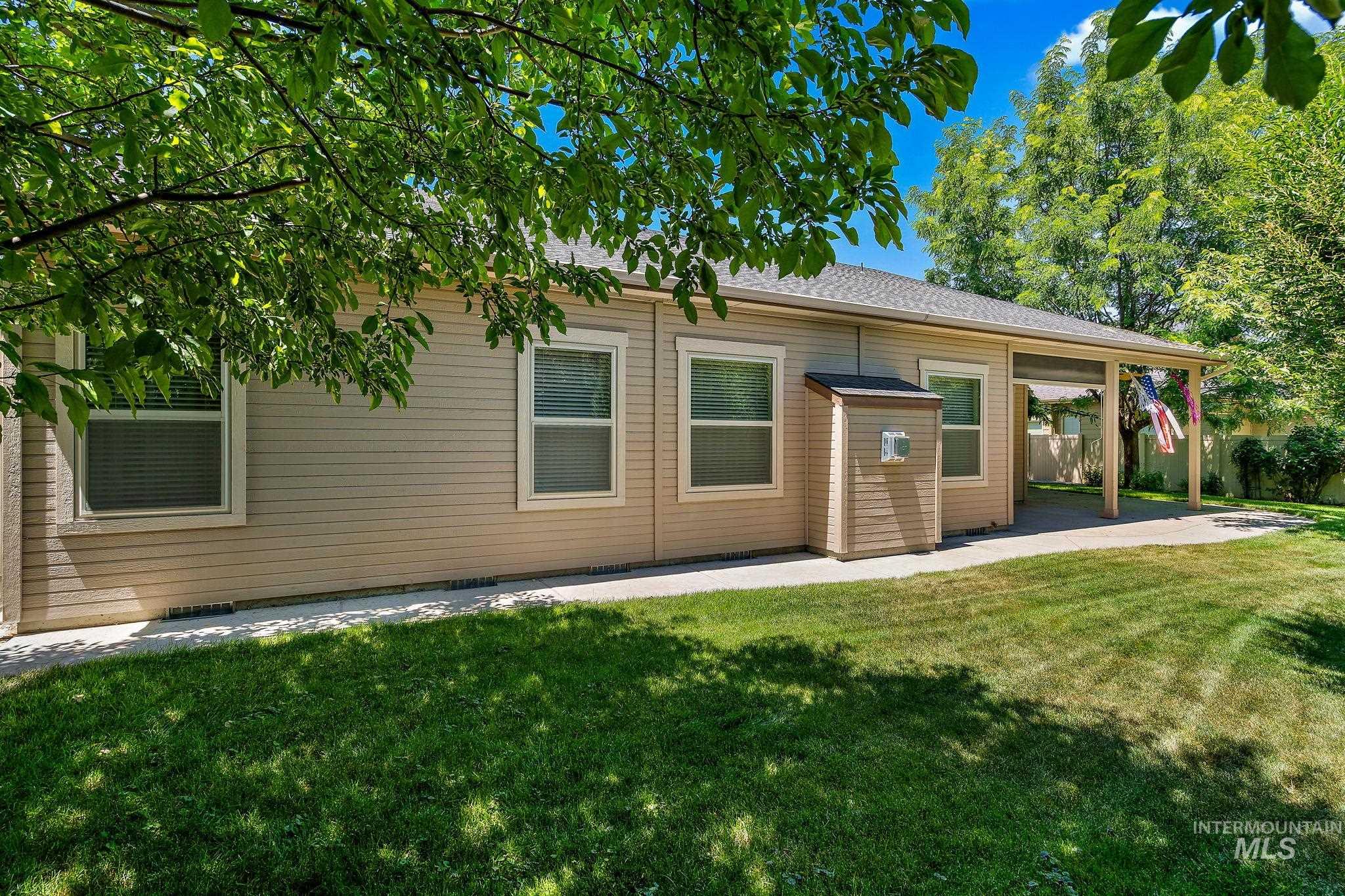 1026 S Riverstone Dr Property Photo 38