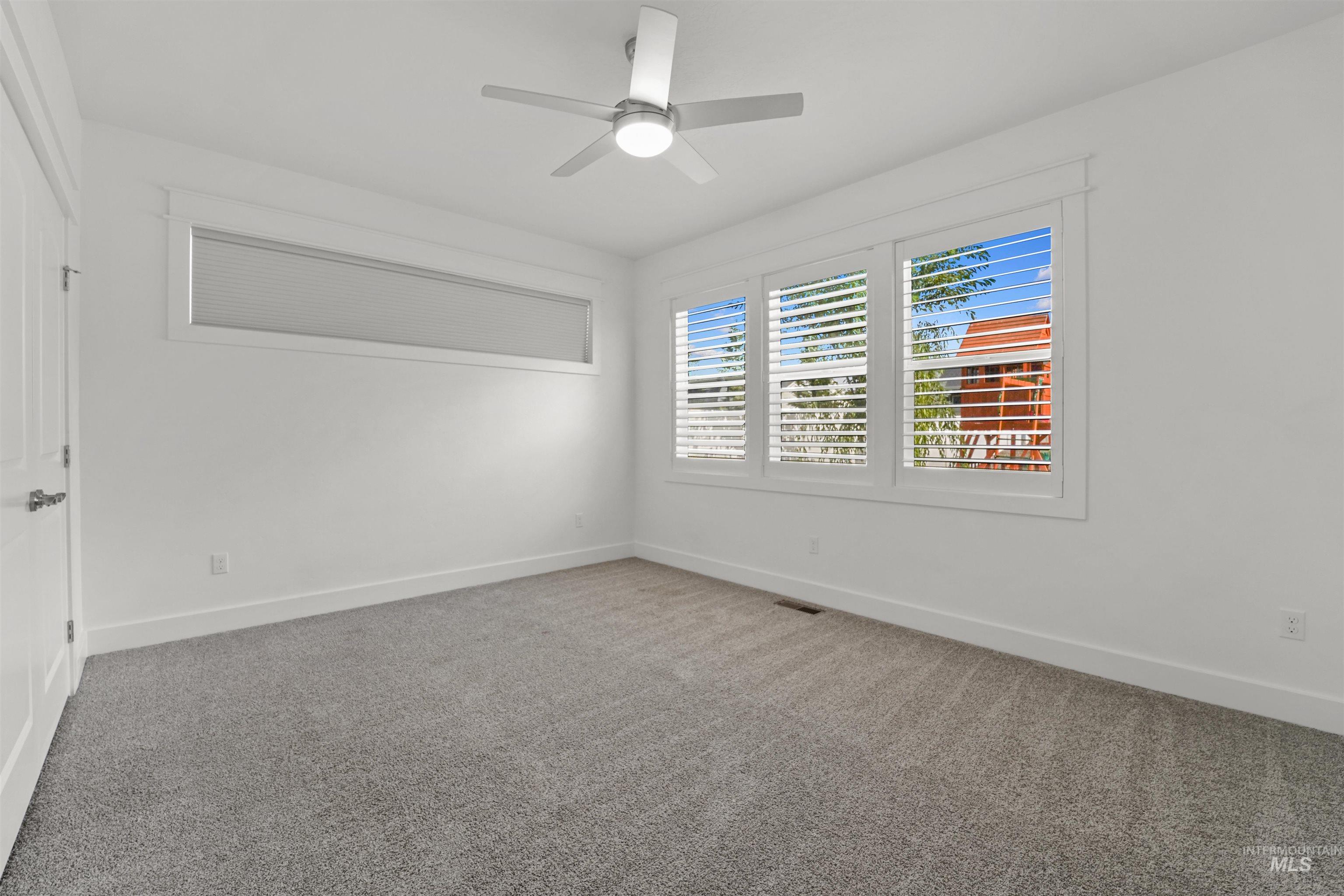418 Fox Lantern Ct Property Photo 16