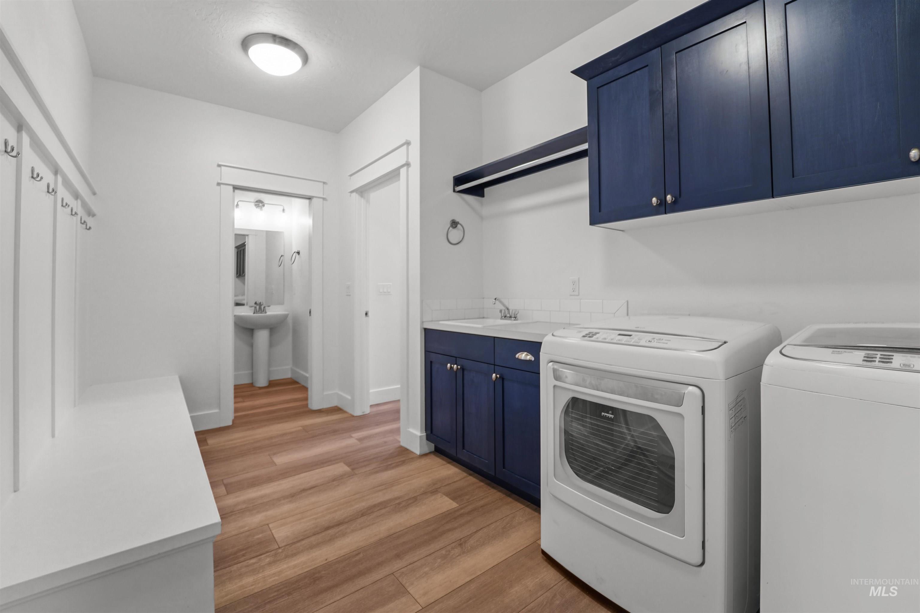 418 Fox Lantern Ct Property Photo 21