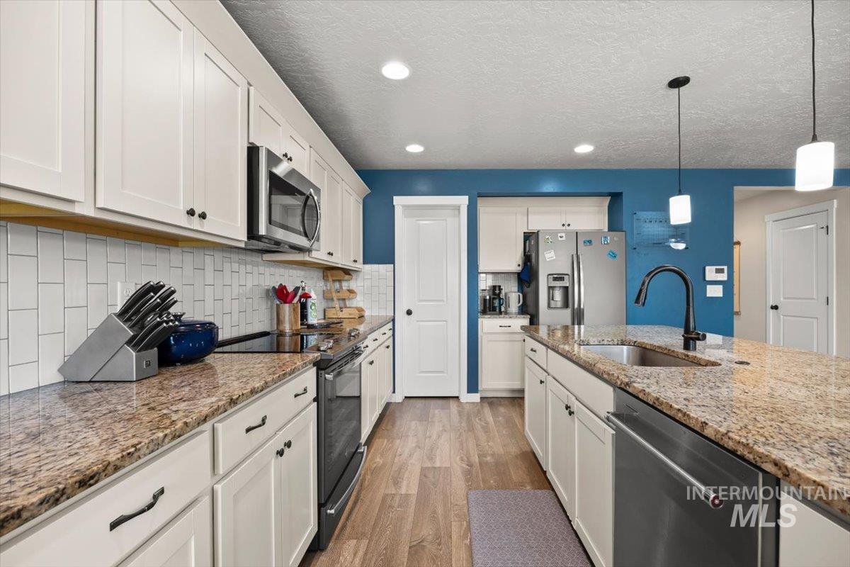 3577 E Warm Creek Property Photo 12