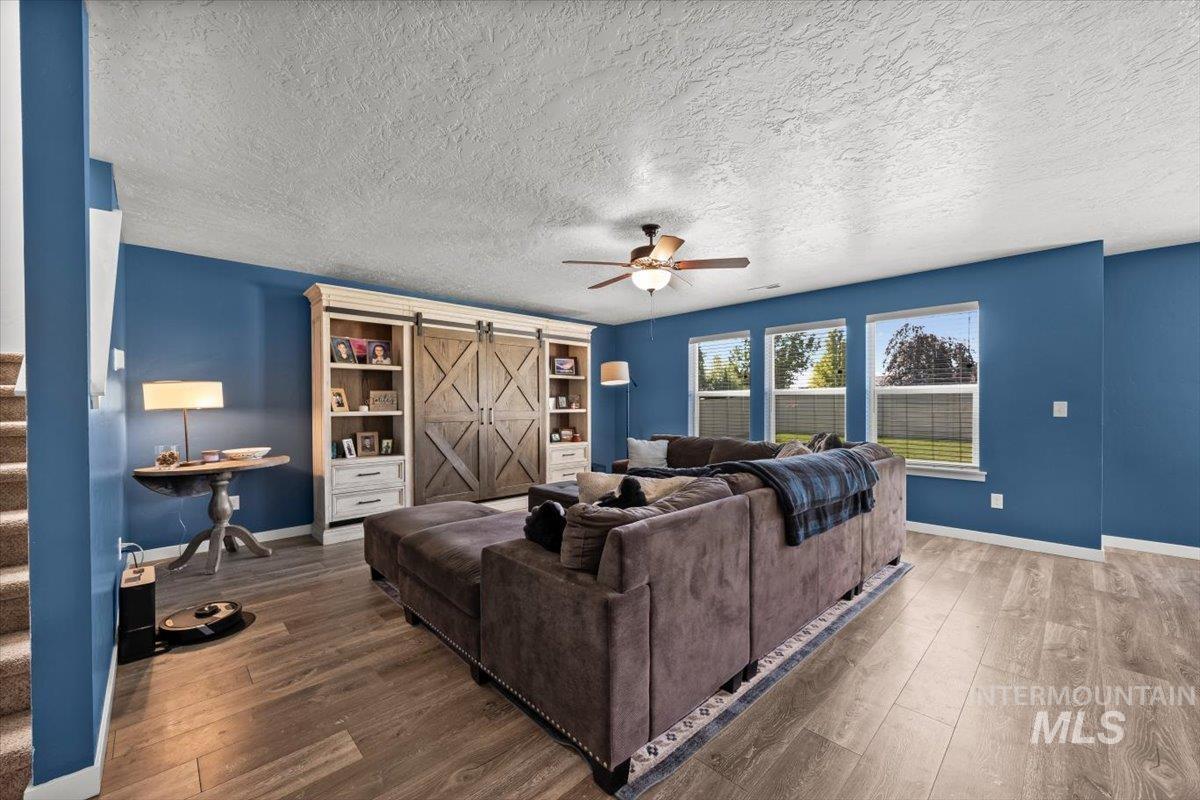 3577 E Warm Creek Property Photo 19