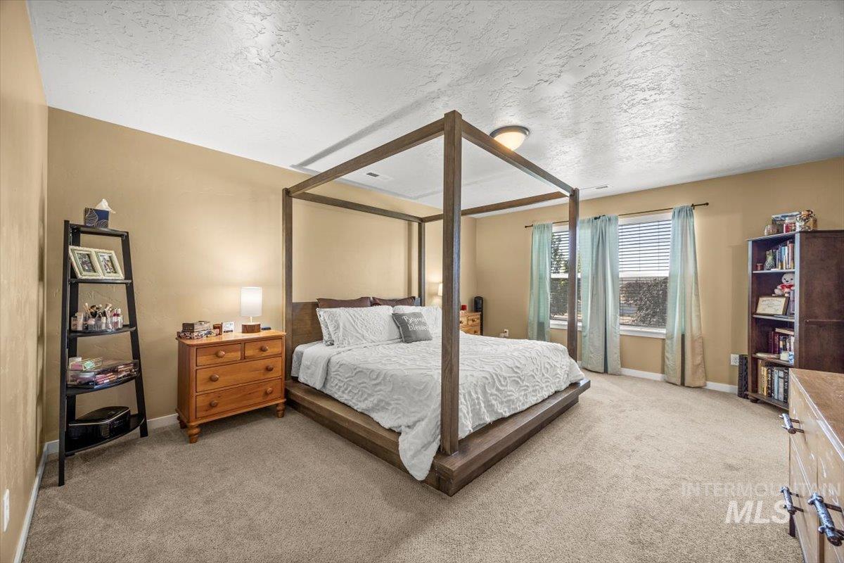 3577 E Warm Creek Property Photo 22