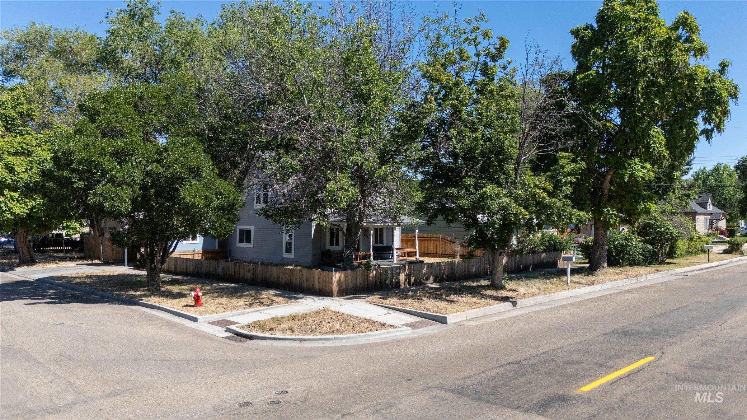 722 S 5th Ave Property Photo 41