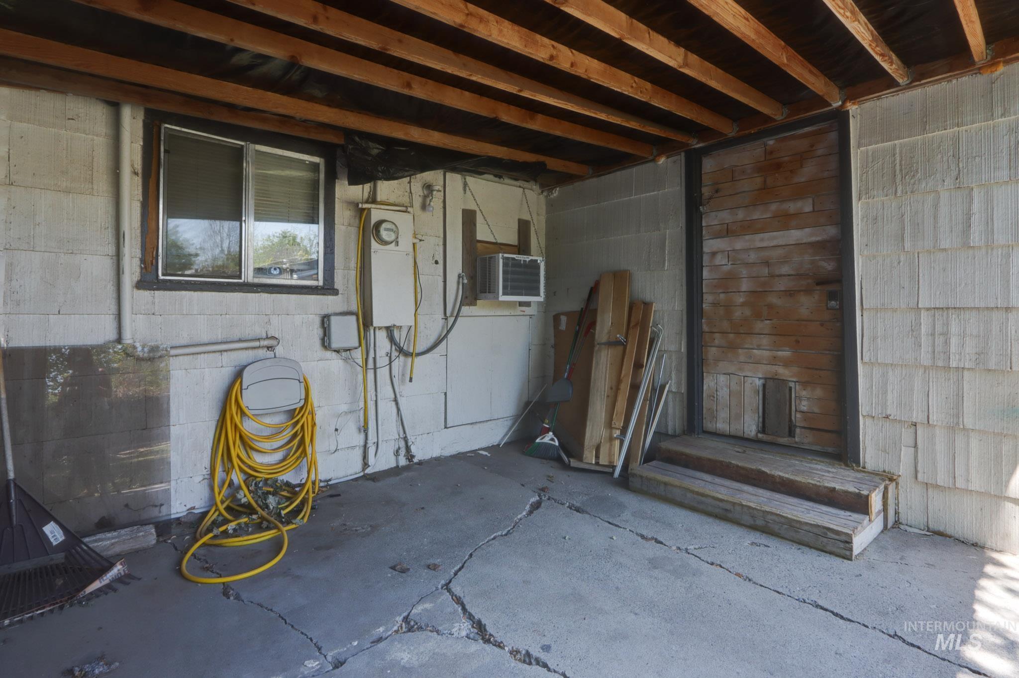 146 Nw 9th St Property Photo 17